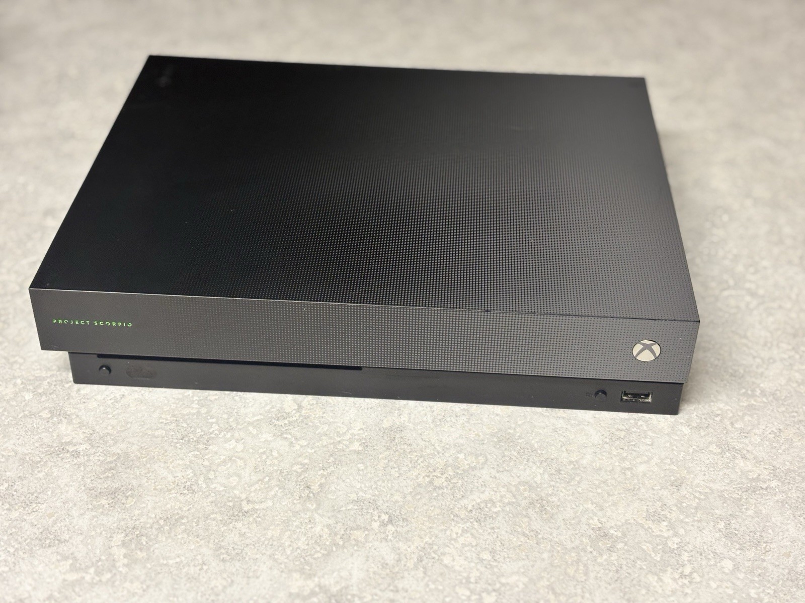 Microsoft Xbox One X Project Scorpio Edition 1TB 4K UHD Blu-Ray HDMI Black