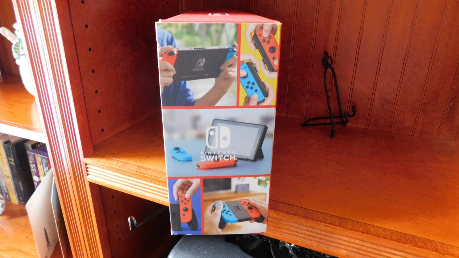 Nintendo Switch Console Neon Blue/Red-Used-Complete in Box
