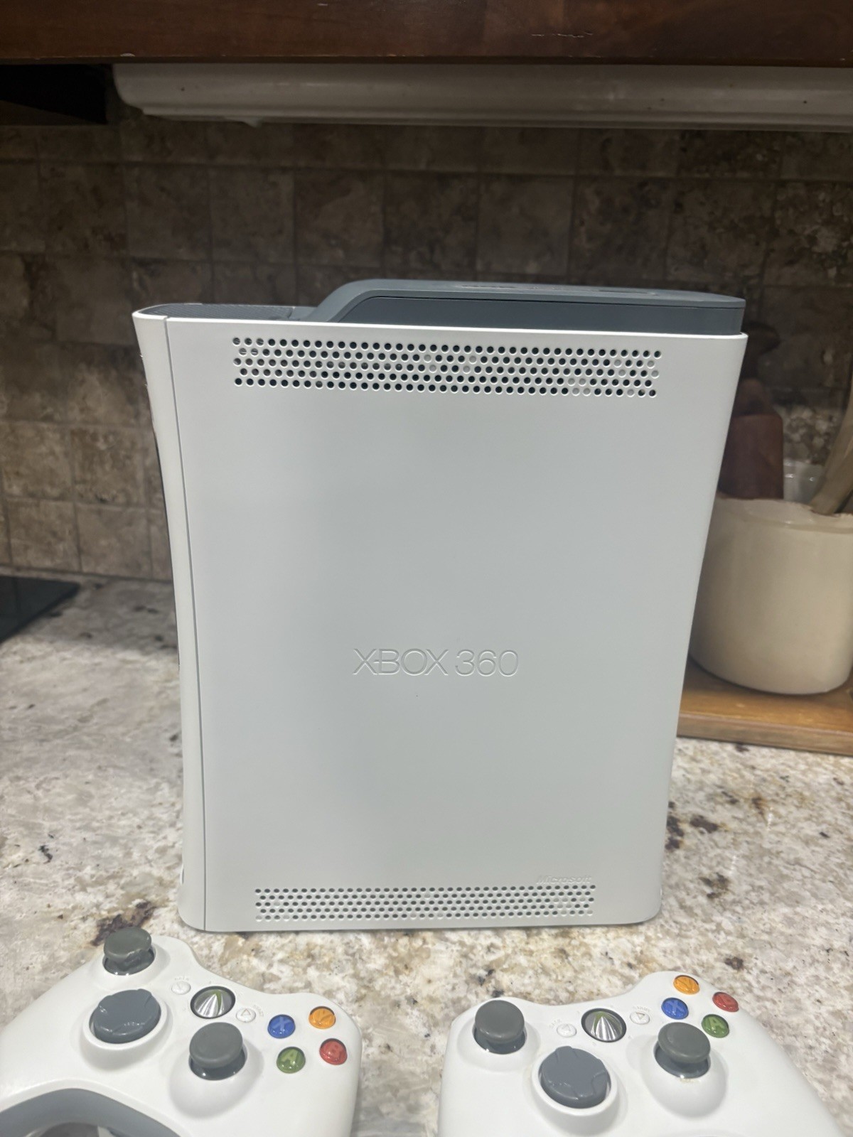 Microsoft Xbox 360 Console – White Tested For Parts Or Repair Sticky Disc Drive