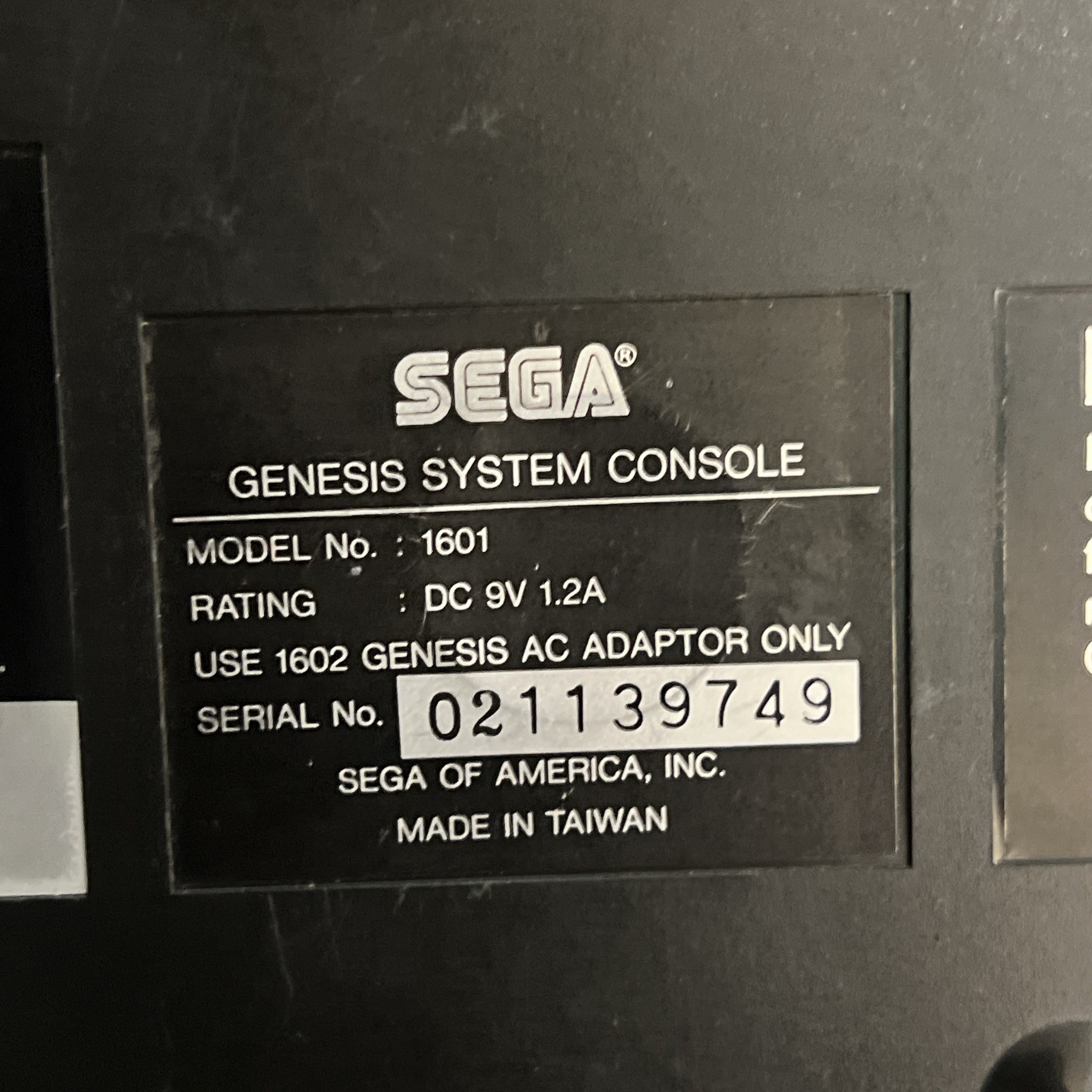 Sega Genesis Console 1 16-Bit – (1601) Video Game Console w OEM SEGA Controller