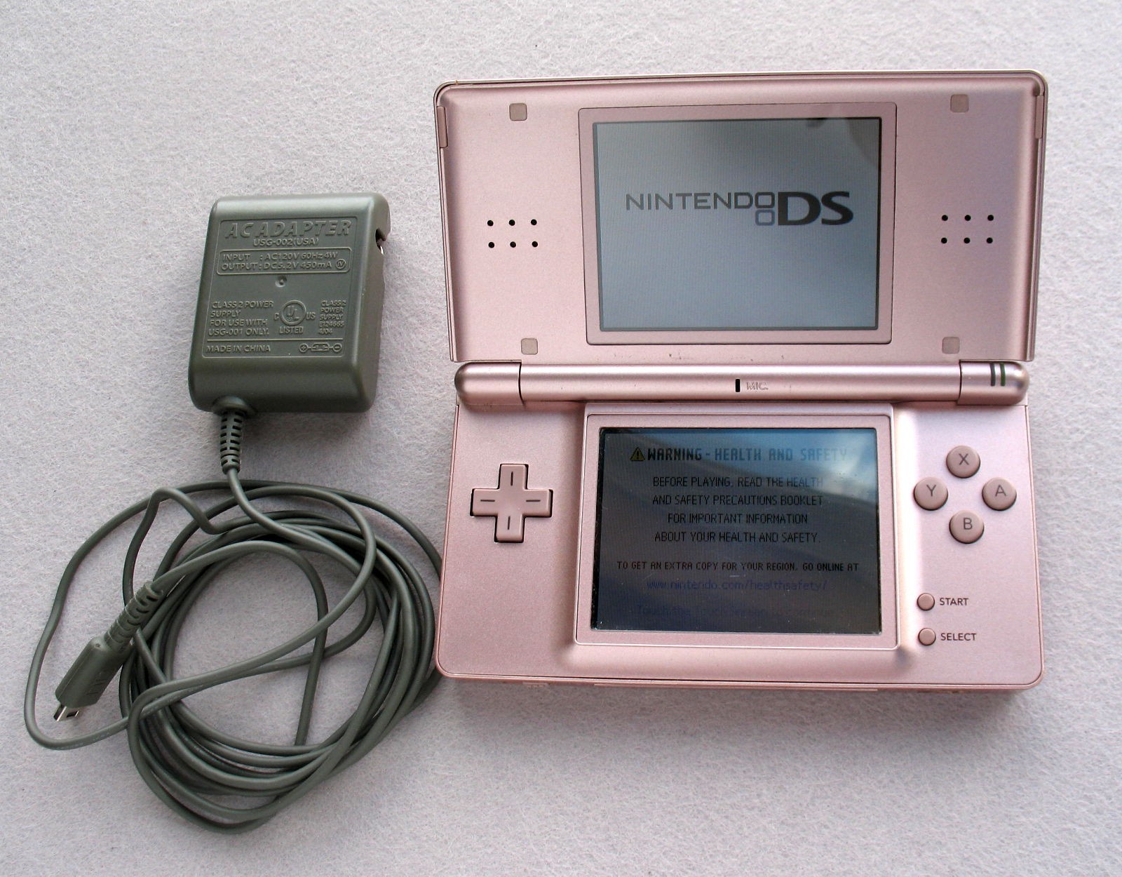 Nintendo DS Lite Metallic Rose UGS-001 bundle