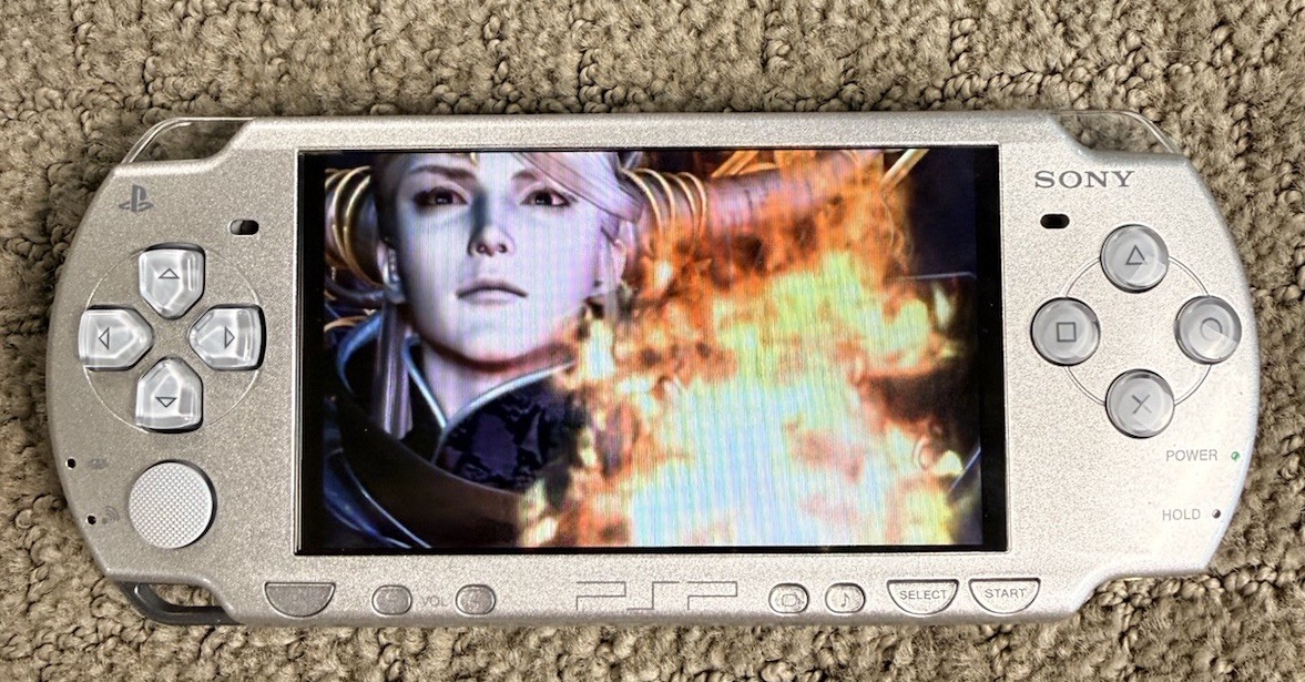 Sony PSP 2001 Handheld Console Silver w Battery Charger SD Game Tested Near Mint