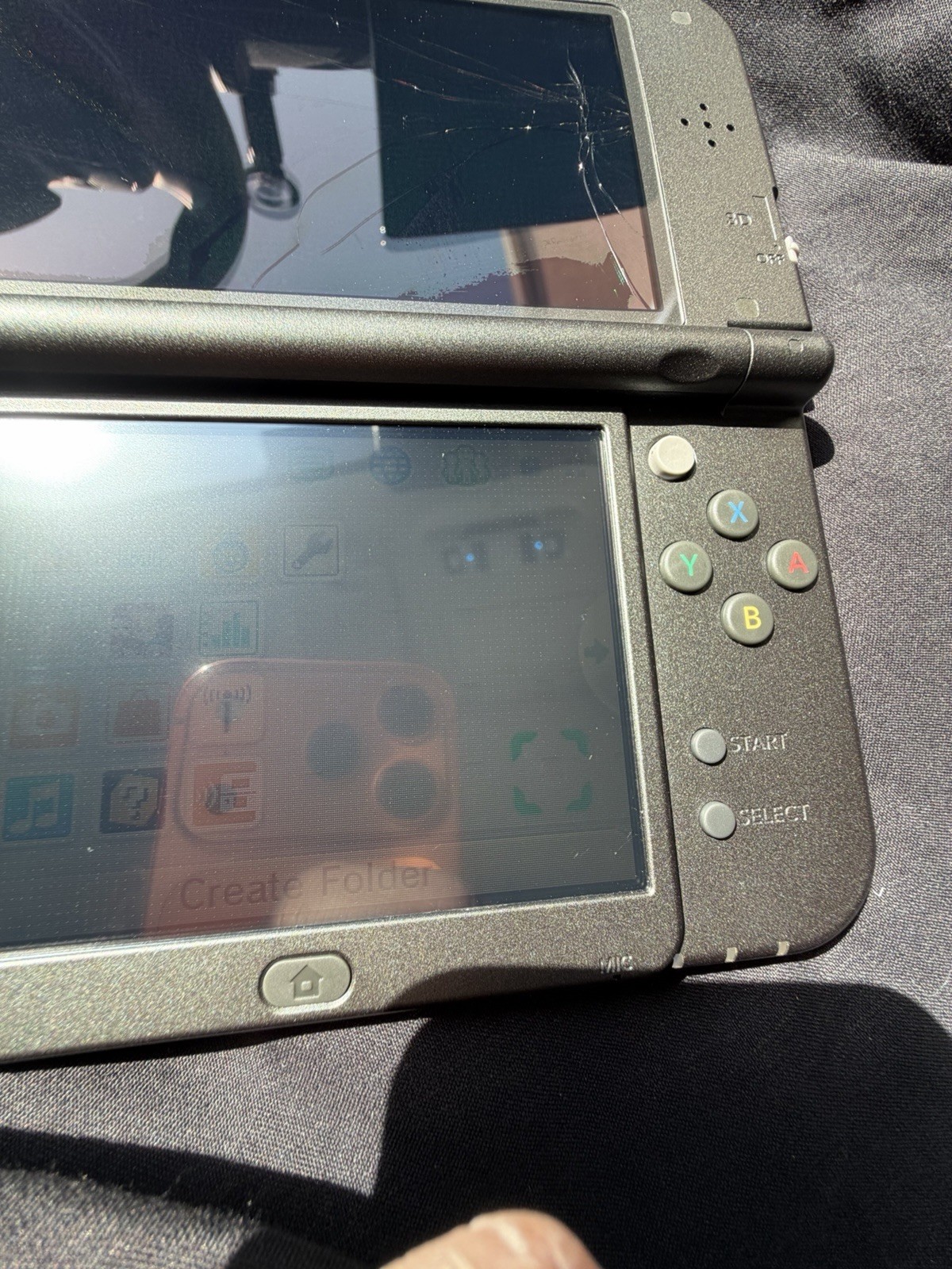 New Nintendo 3DS XL Gray Black Console Tested READ DESCRIPTION TOP SCREEN BROKEN