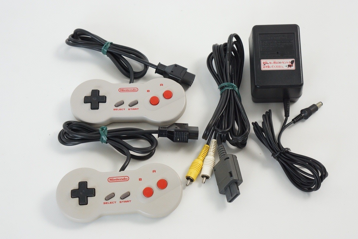 NEW FAMICOM AV Console HVC-101 Nintendo Tested System FC HN10799162