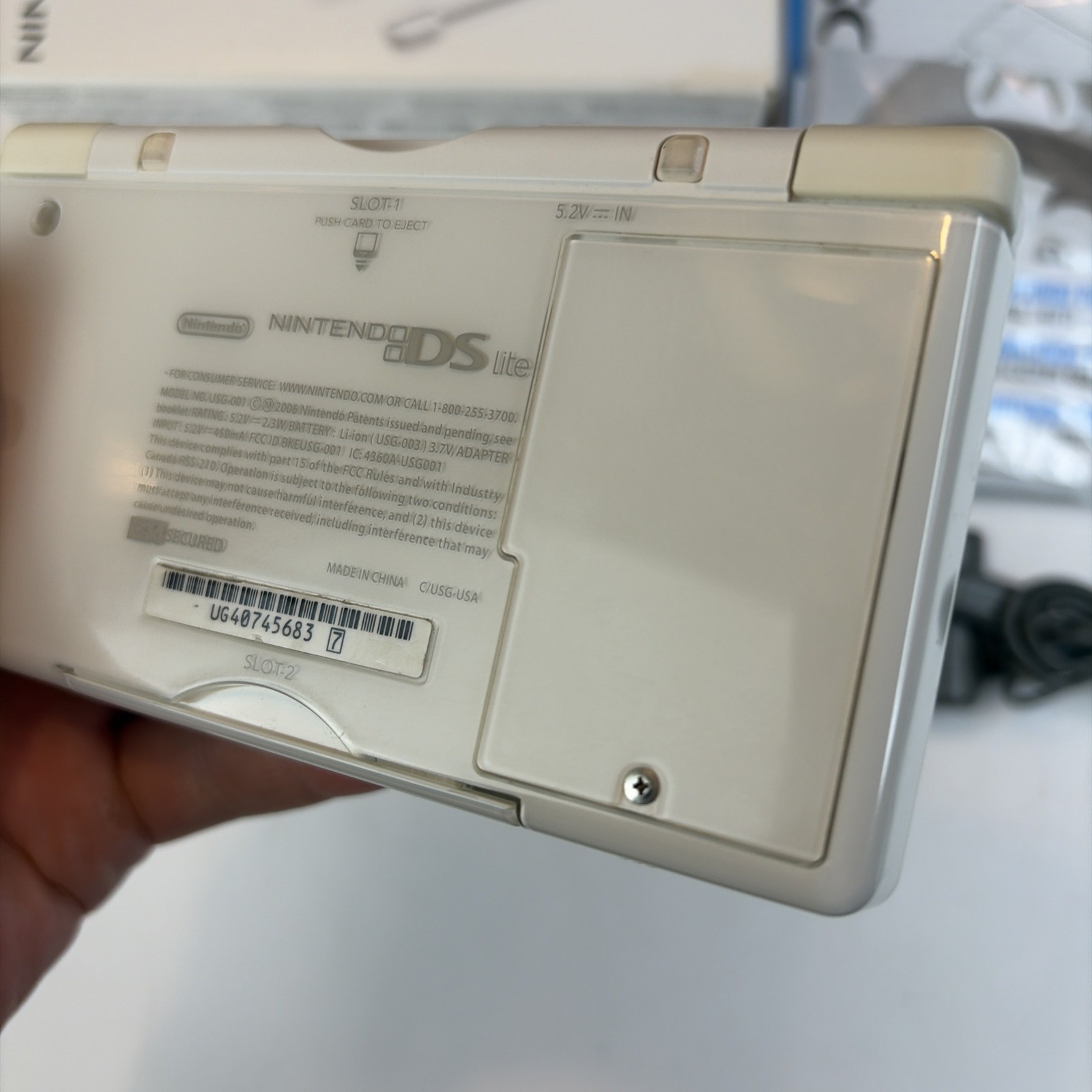 Nintendo DS Lite Polar White Handheld System Complete In Box Tested CIB