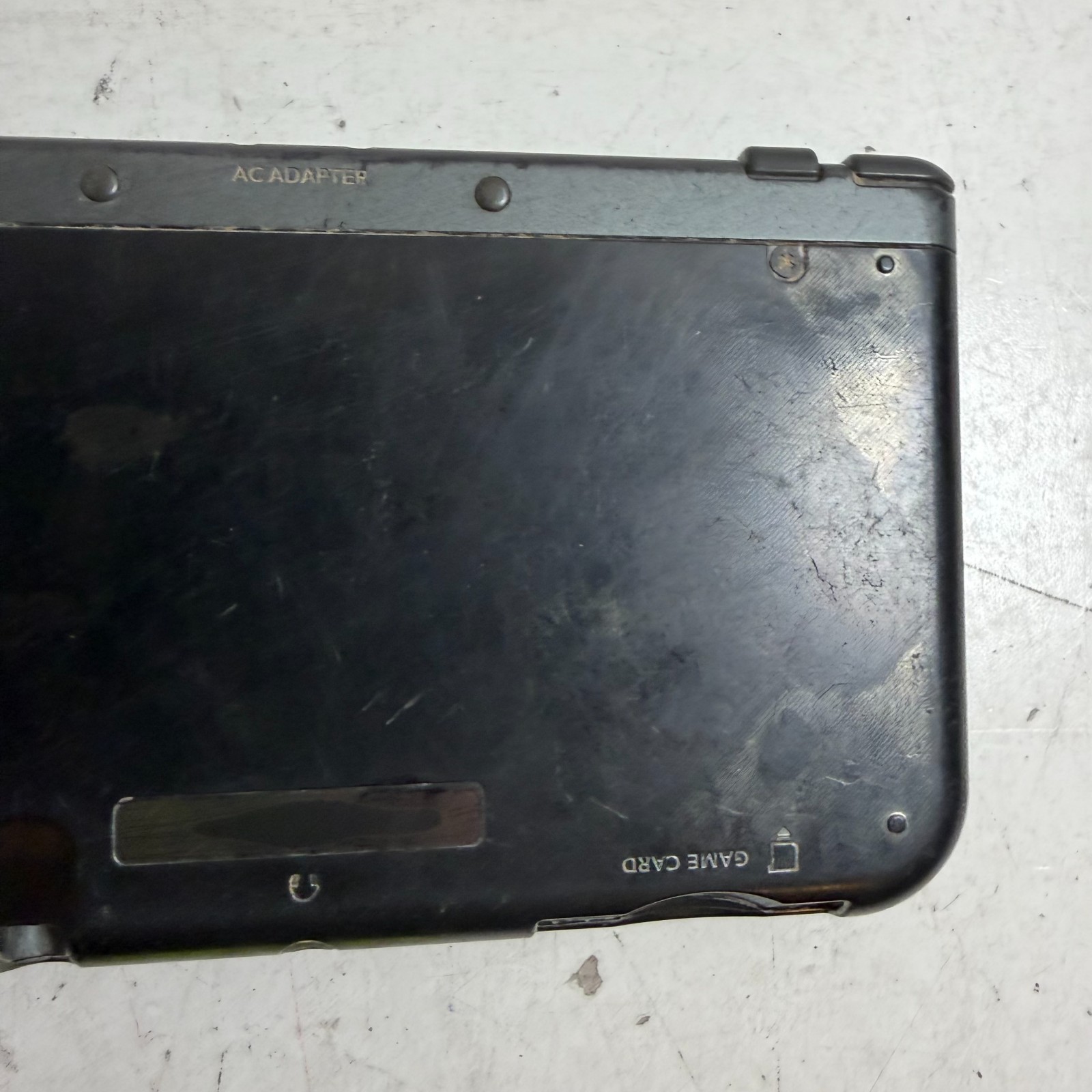 Nintendo New 3DS XL Metallic Black Dual LCD Display Handheld Gaming Console