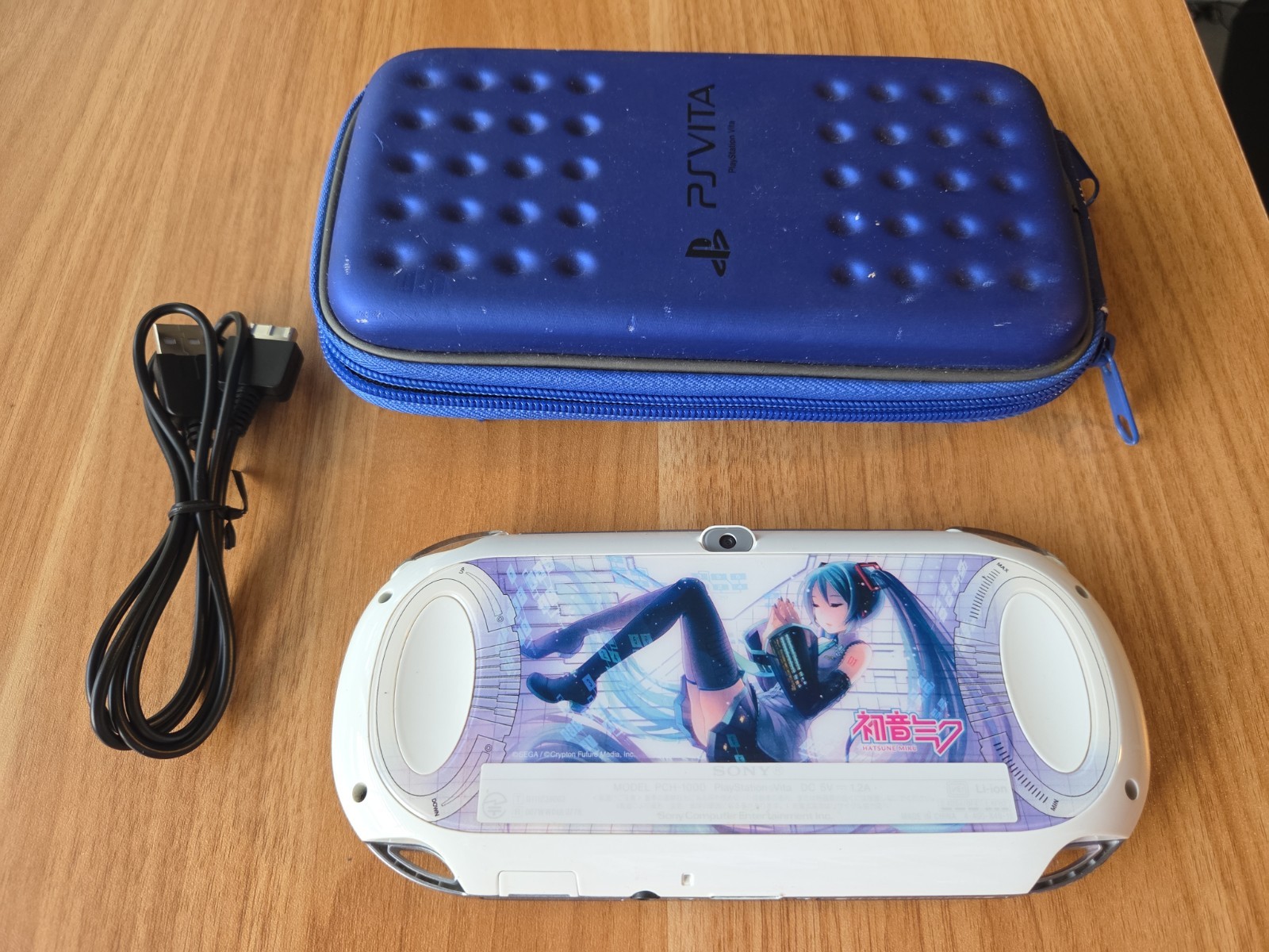 Sony PS Vita PCHJ-1000 Miku Hatsune Limited Edition Console Used US SELLER