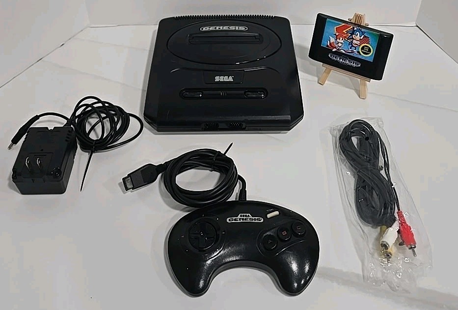 Sega Genesis II Console Model 1631 + 1 Controller & Sonic the Hedgehog 2 TESTED