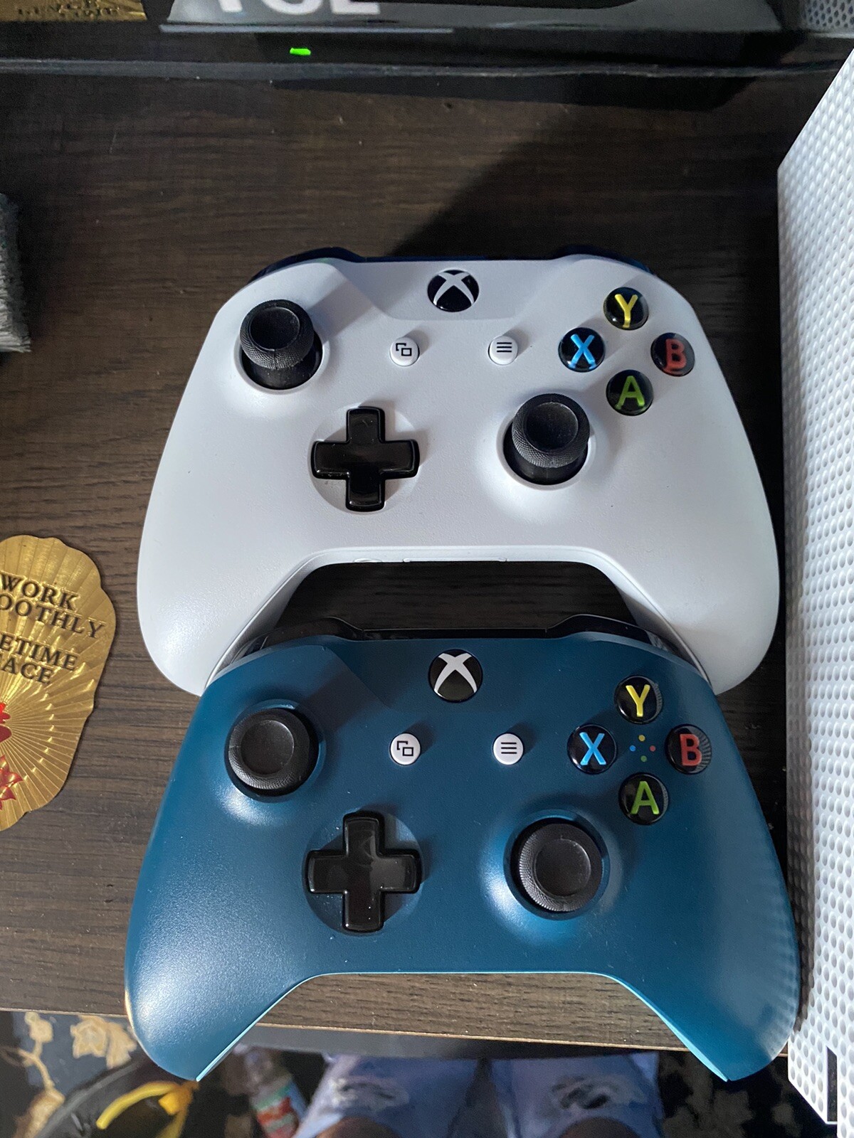 Microsoft Xbox One S 500GB White Minecraft Console With 11 Games