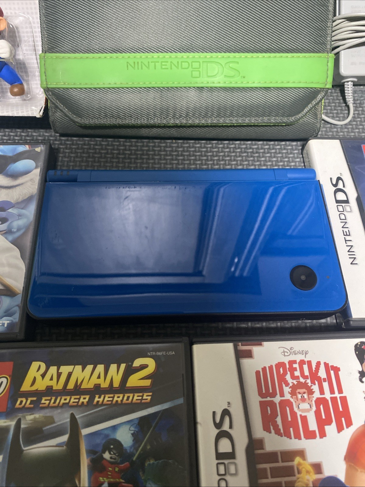 Nintendo DSi XL Blue Tested Excellent Condition Charger & 4 Games Case NO Stylus