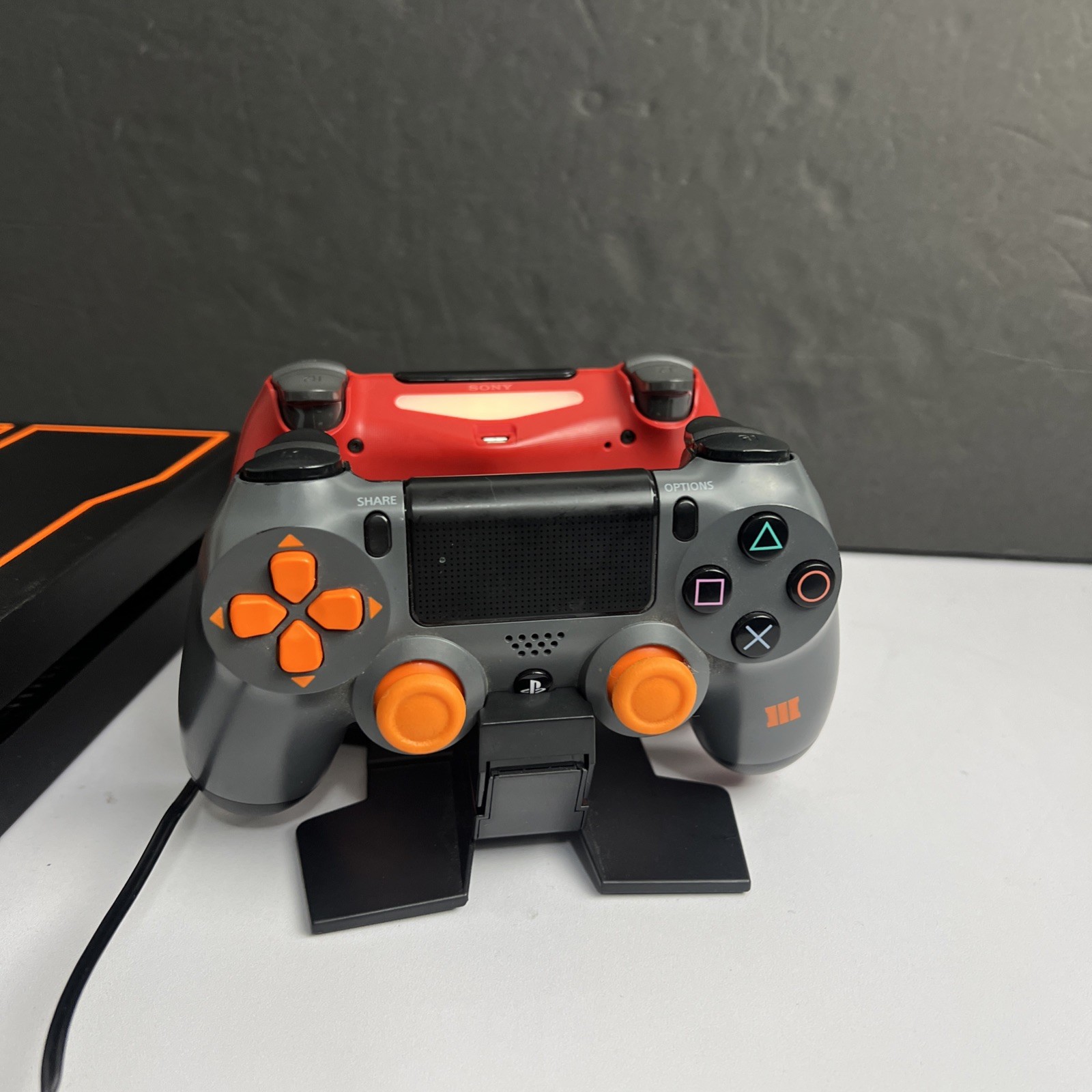 Sony PlayStation 4 PS4 Call of Duty: Black Ops III Edition Console & Controllers