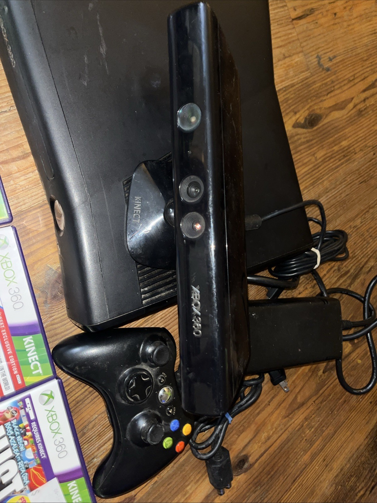 Microsoft Xbox 360 S Slim Kinect Bundle Controller Cords Kinect Games Lot