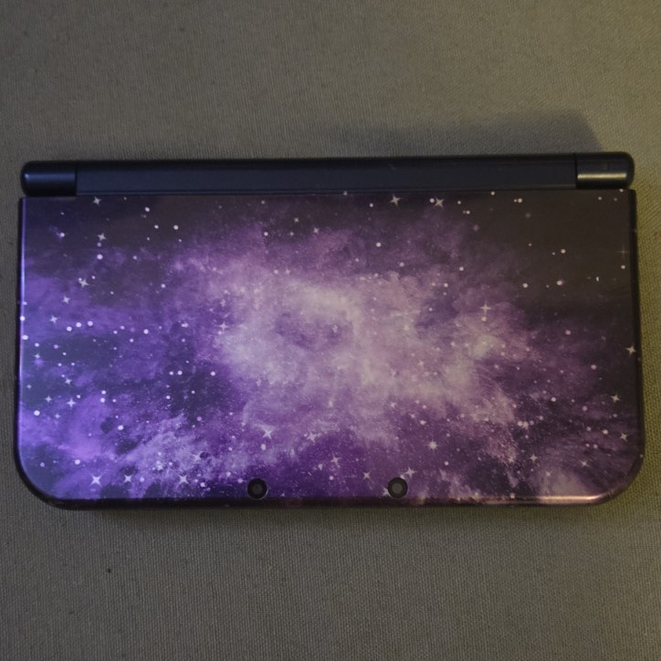 Nintendo New 3DS XL Galaxy Style Purple/Black 4GB 3D Capable Handheld