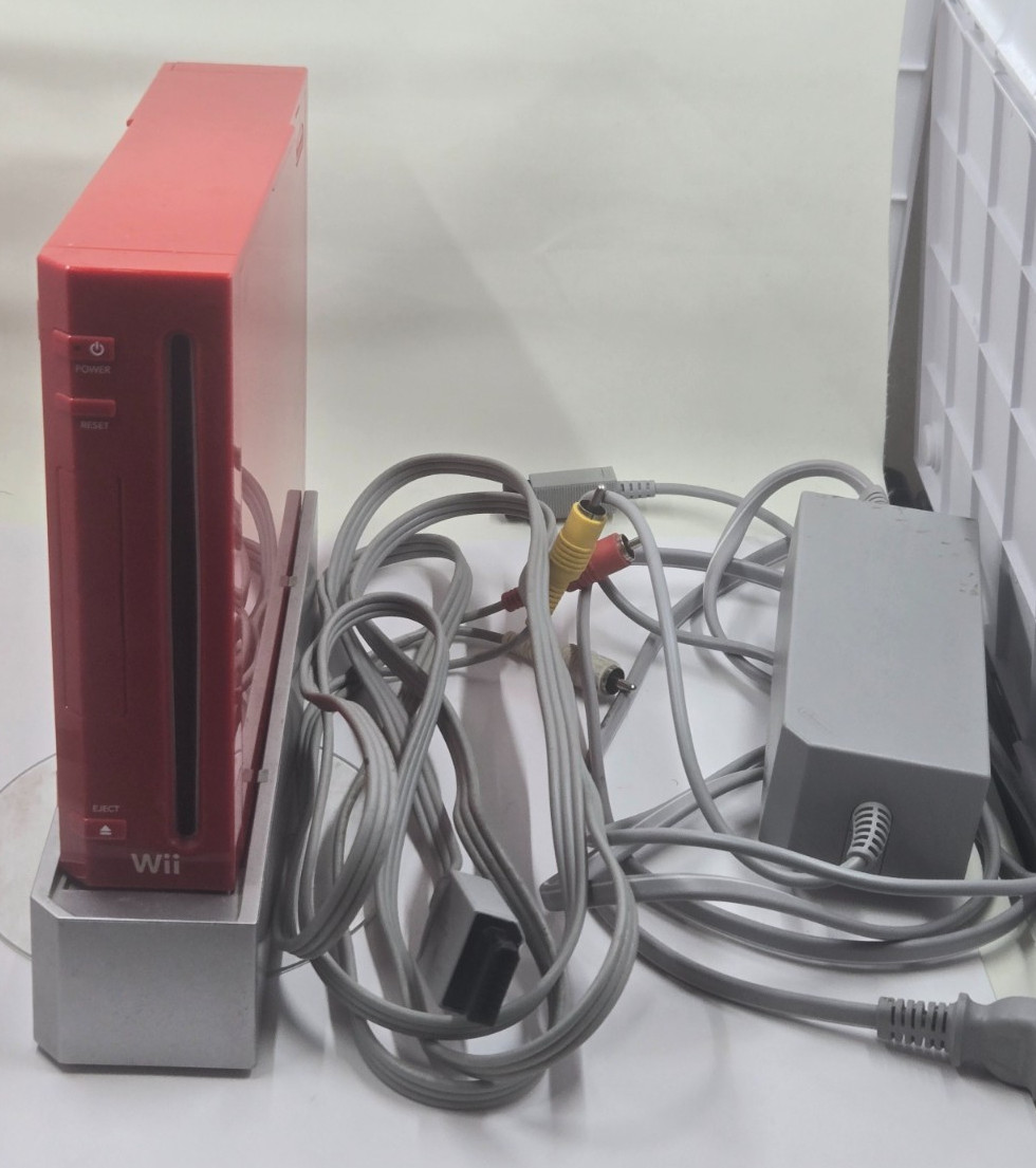 Red Nintendo Wii Console 25th Anniversary RVL-001 TESTED WORKING Console