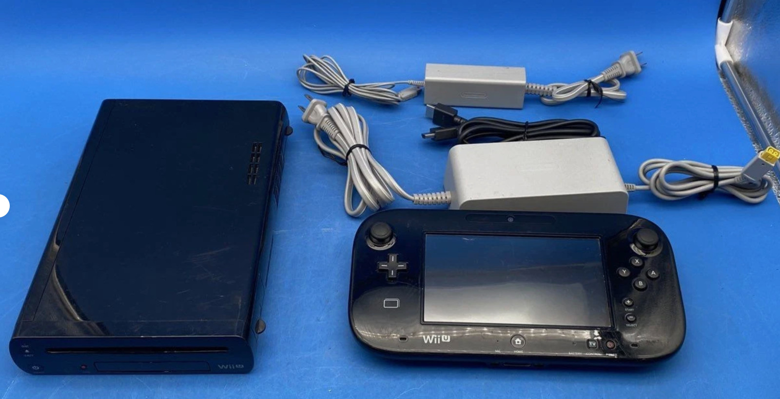 Nintendo Wii U 32GB Model WUP-101(02) Video Game Console Bundle – Tested & Reset