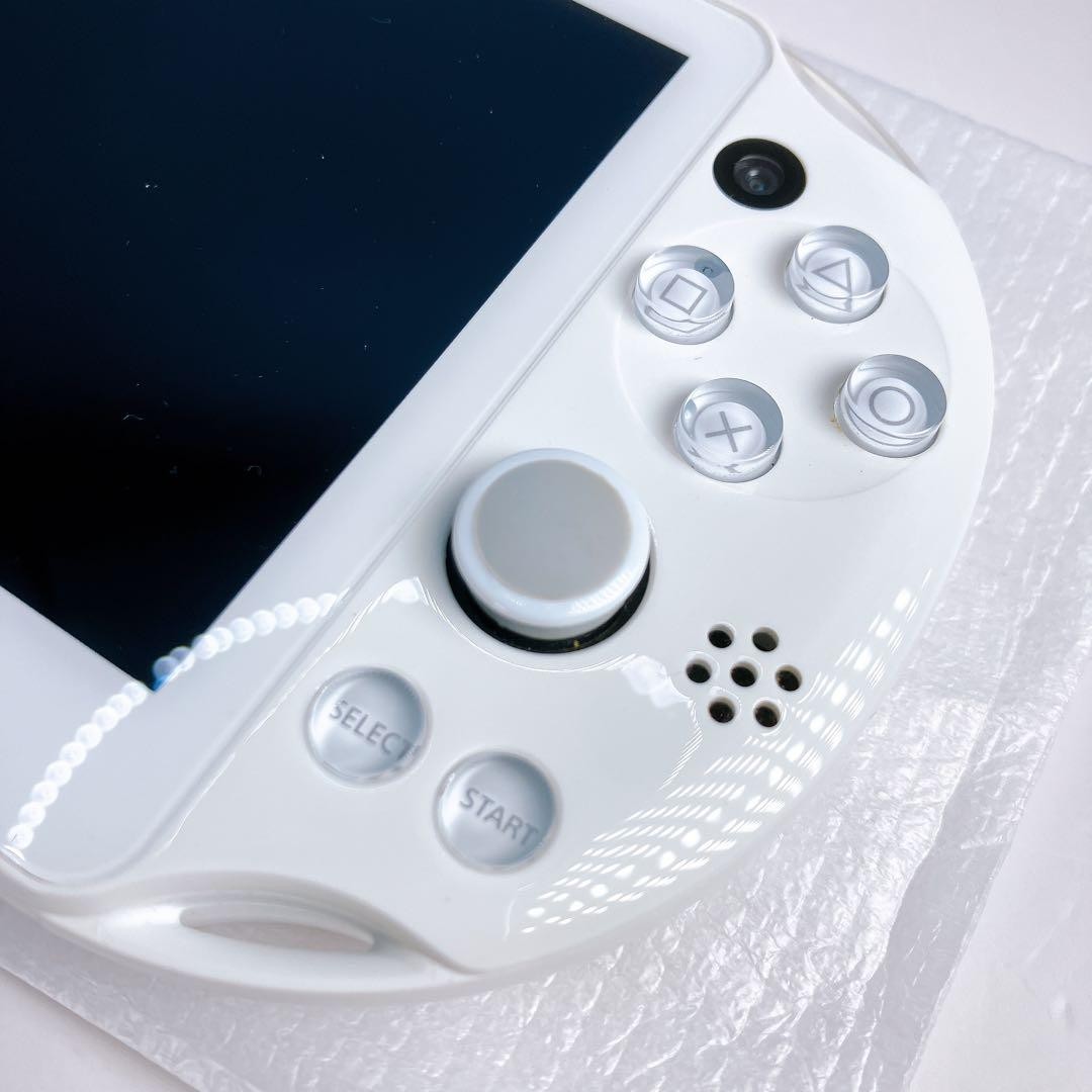 Excellent SONY PS Vita PCH-2000 Console White w/charger