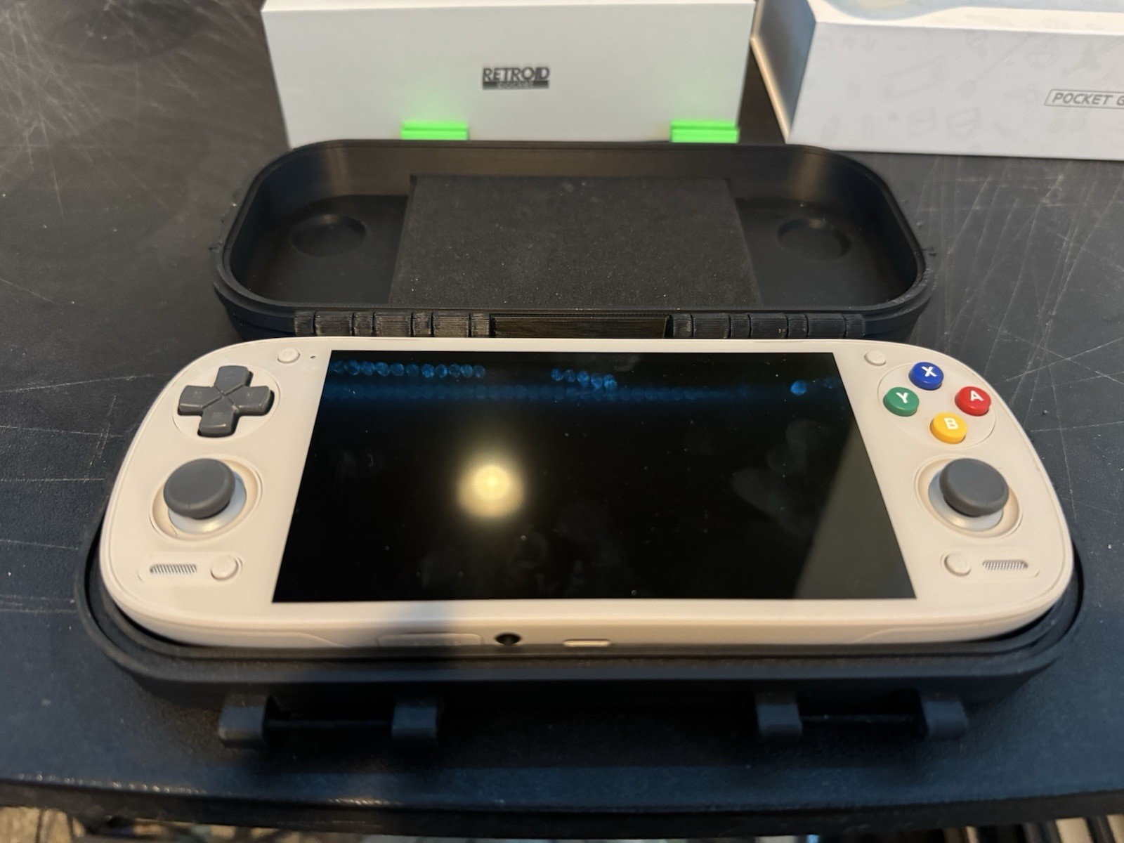 Retroid Pocket G2 handheld gaming console/ Dual screen/ 2 cases/ Official Grip