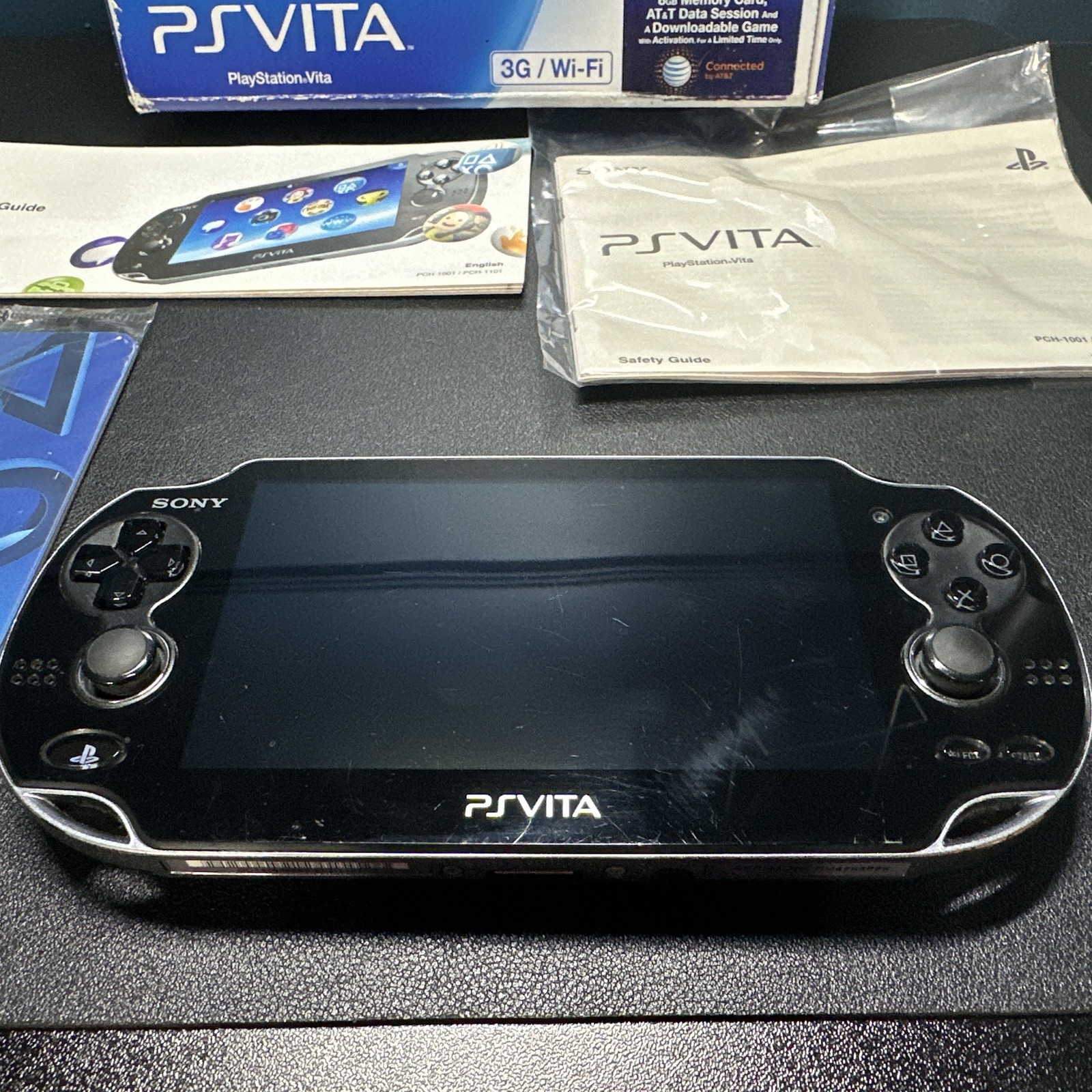 Sony PlayStation PS Vita PCH-1001 Handheld Console Black w/ Box Manual Case NTSC