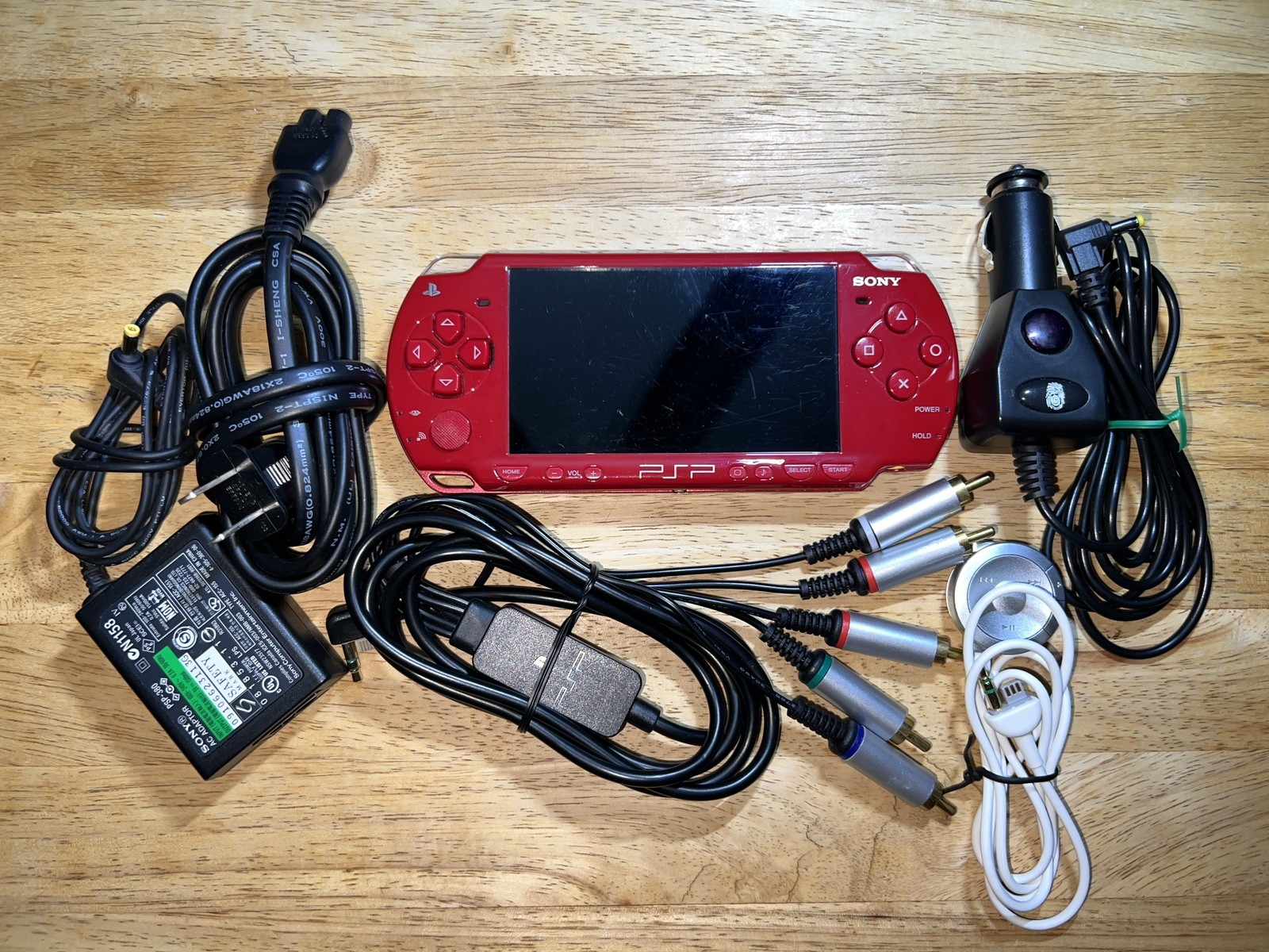 Sony PSP-2001 God of War Red Console Custom 32GB MicroSD + Games + Accs. Bad UMD