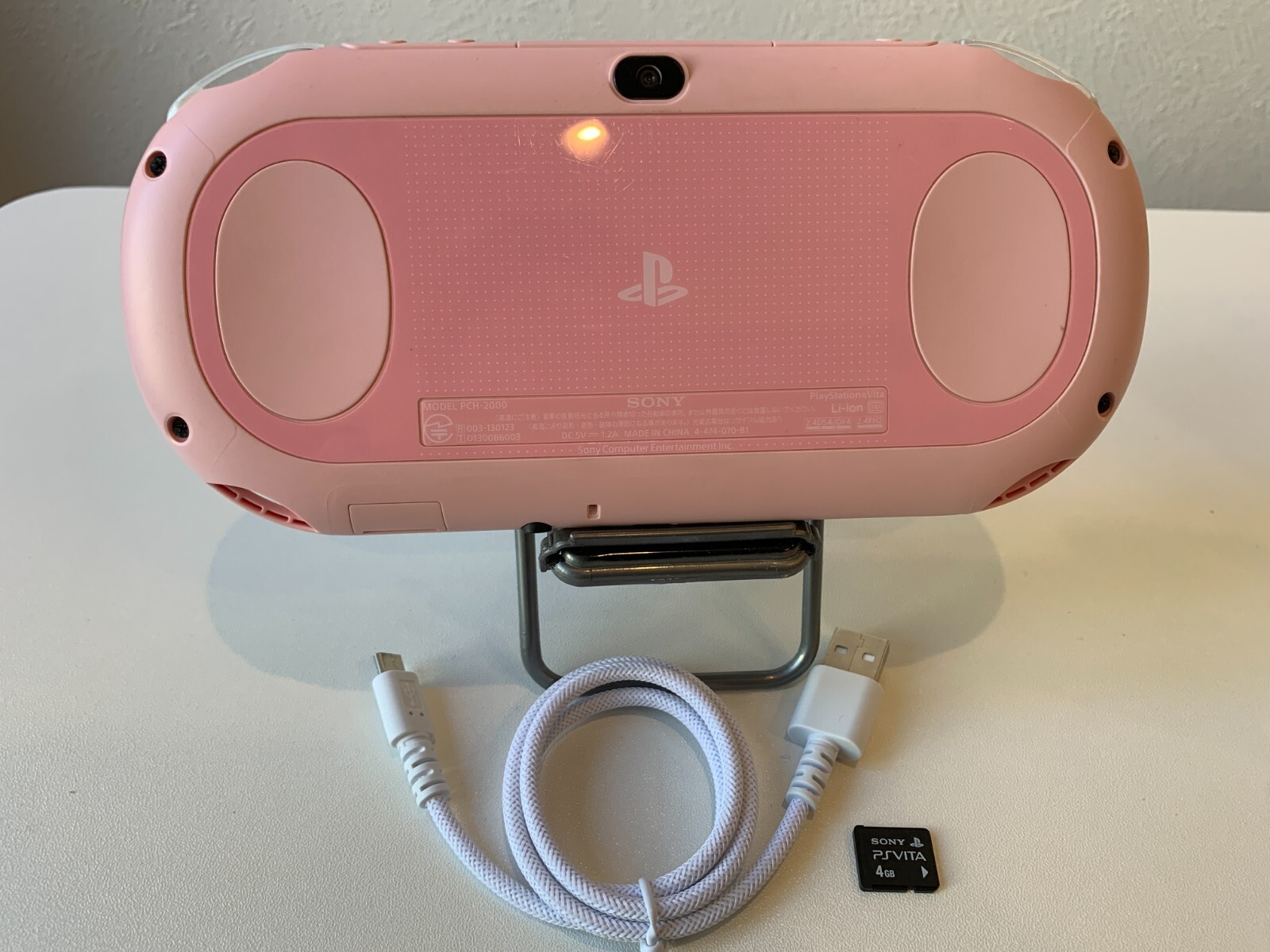 SONY PlayStation PS Vita PCH-2000 ZA19 Light Pink White 4GB memory card