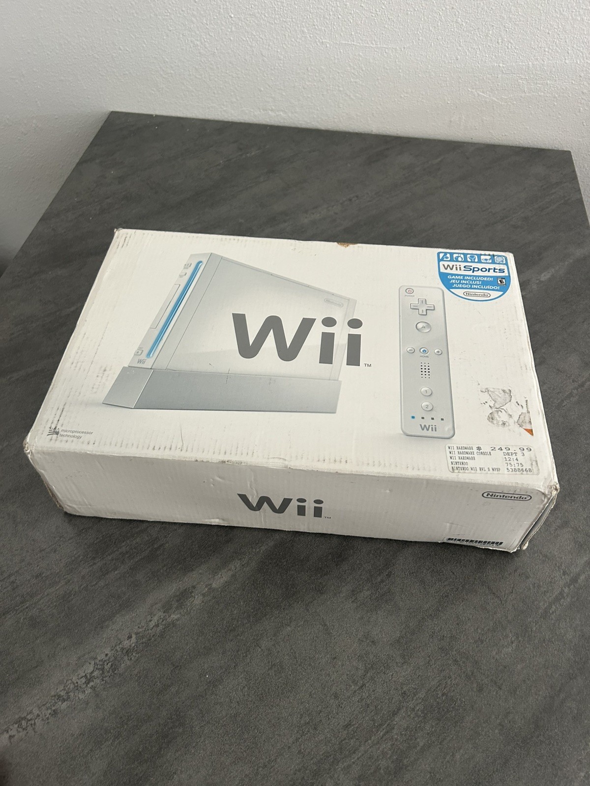 Nintendo Wii RVL-001 Complete In Box Bundle – 2 aftermarket Remotes – Tested