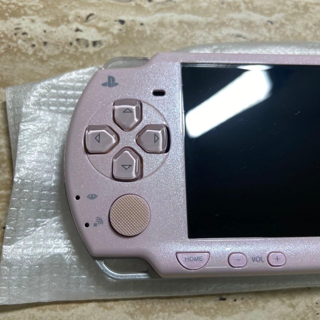 Sony PSP 2000 Rose Pink Almost Unused Complete in Box 6758