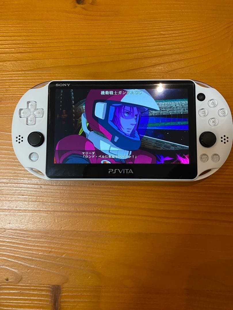 Near Mint SONY PS Vita PCH-2000 Console Glacier White Tested Starter Kit CIB