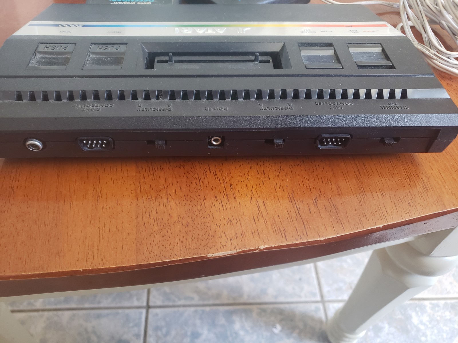 TESTED Atari 2600 Jr Long Rainbow 2ctrl 2Games Defender Pinball, Video & Power!