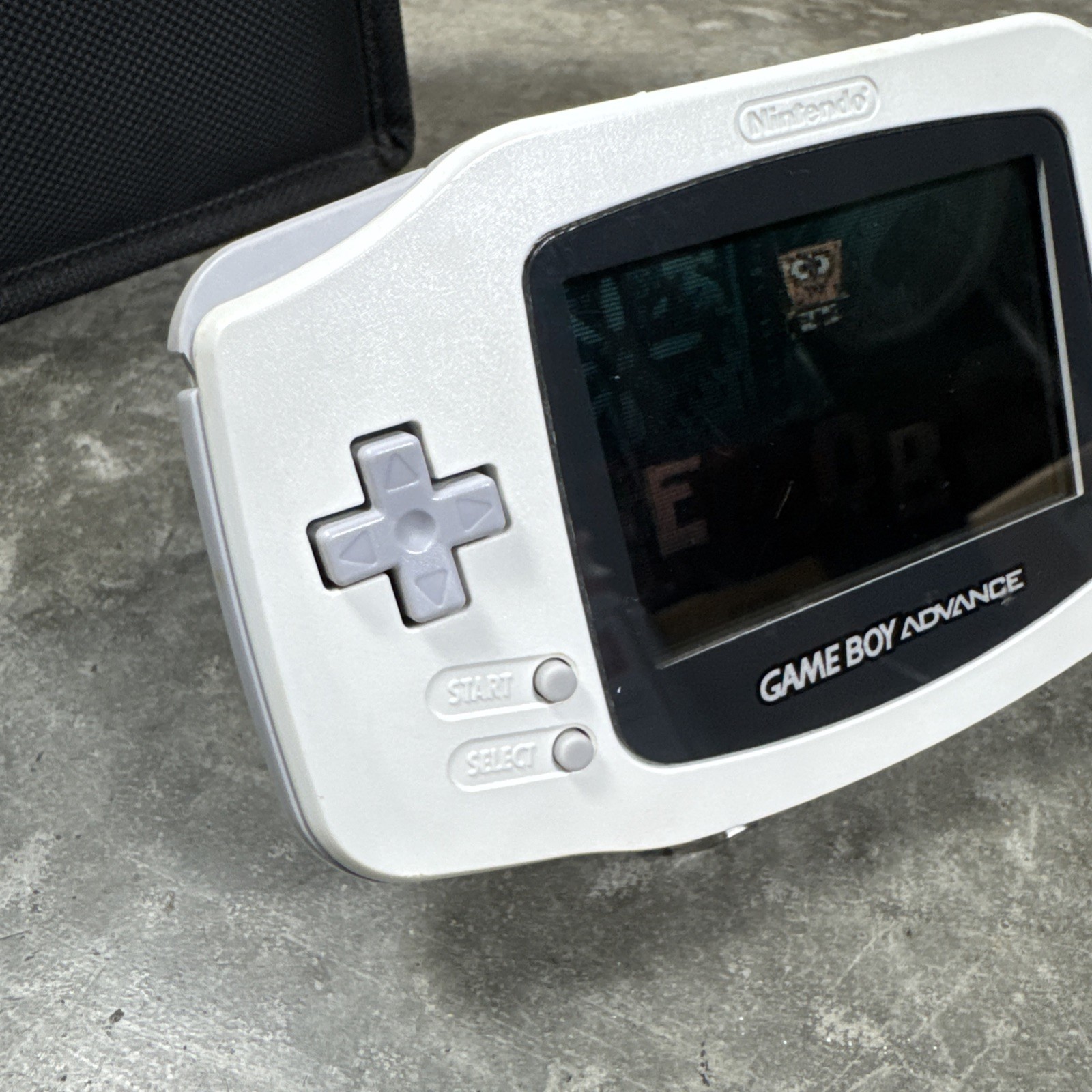 Nintendo Game Boy Advance GBA Handheld Console (AGB-001) White + Case Tested