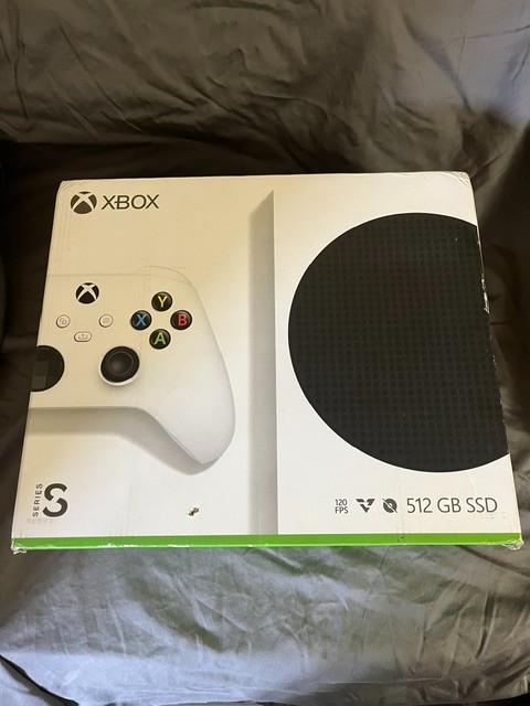 SEALED BRAND NEW Microsoft Xbox Series S 512 GB SSD Game Console One Controller