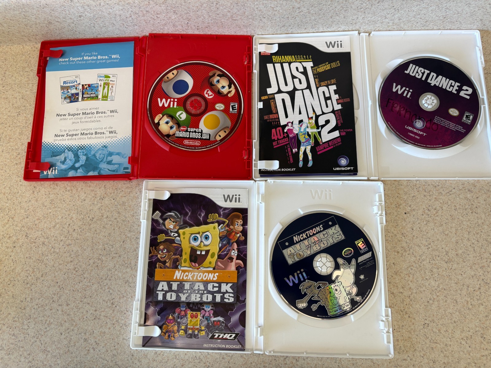 Nintendo Wii Bundle w/ Controllers, 3 Games, Super Mario Bros.