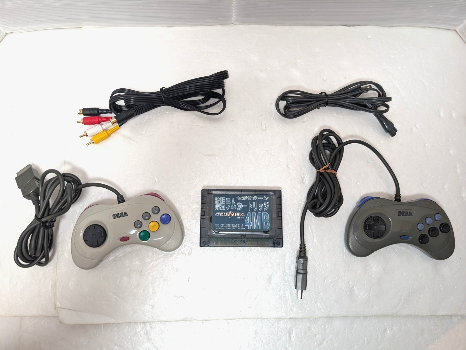 Sega Saturn White Console 4MB RAM MARVEL Super Heroes VS Street Fighter Japan