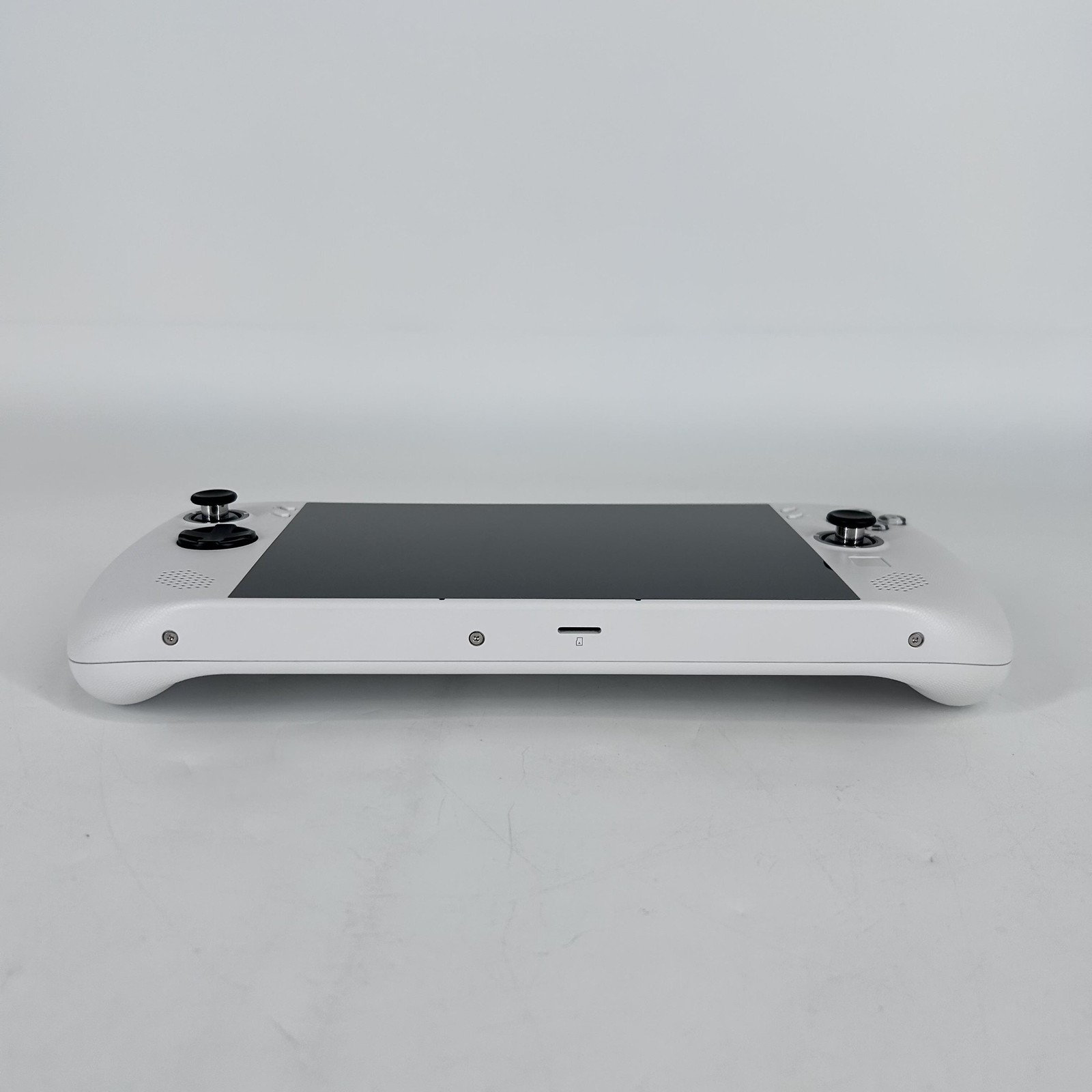 Lenovo Legion Go S Handheld Console White 1TB 32GB w/ Charger – Very Good