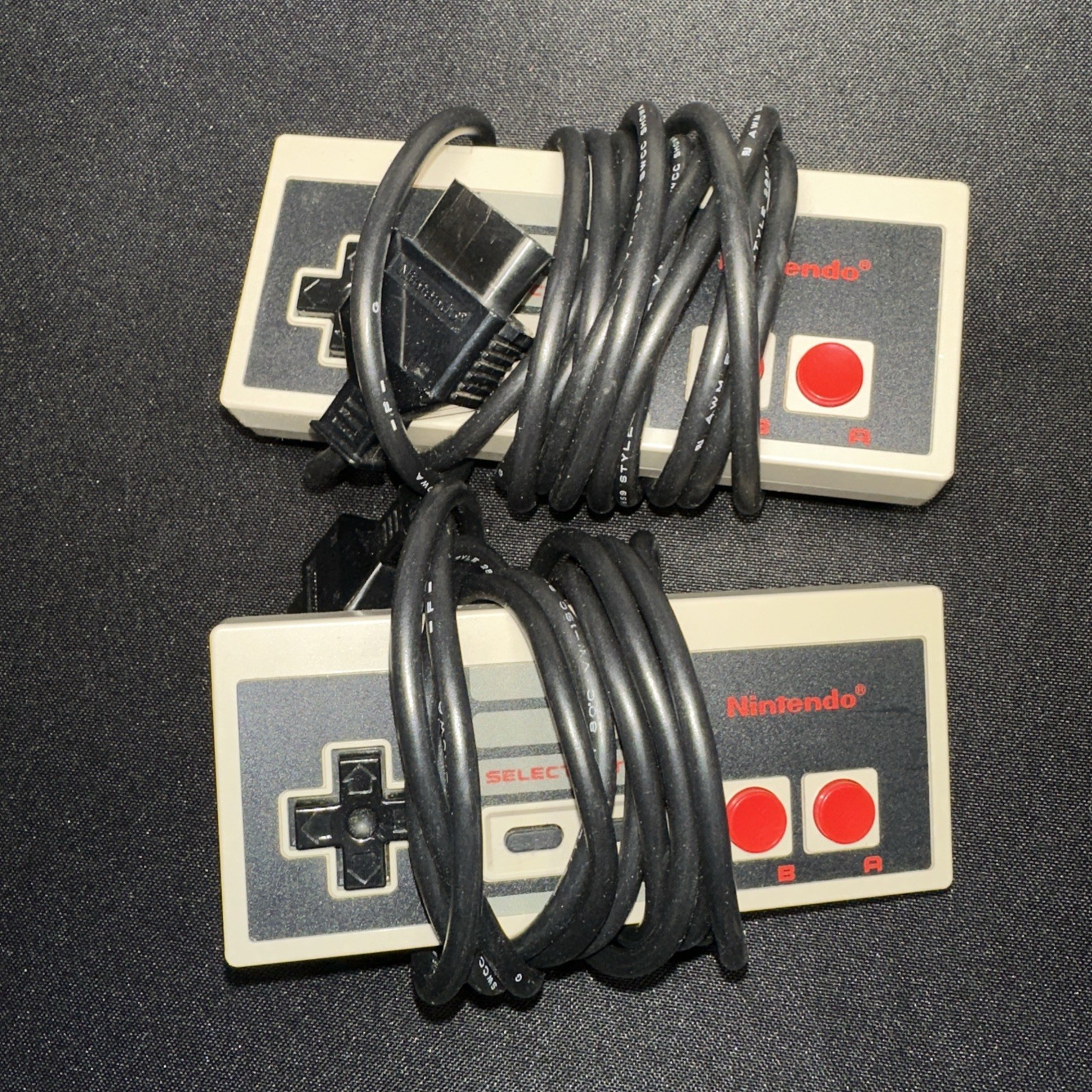 WORKING Original Nintendo NES-001 Bundle Super Mario Bros – Two Controllers