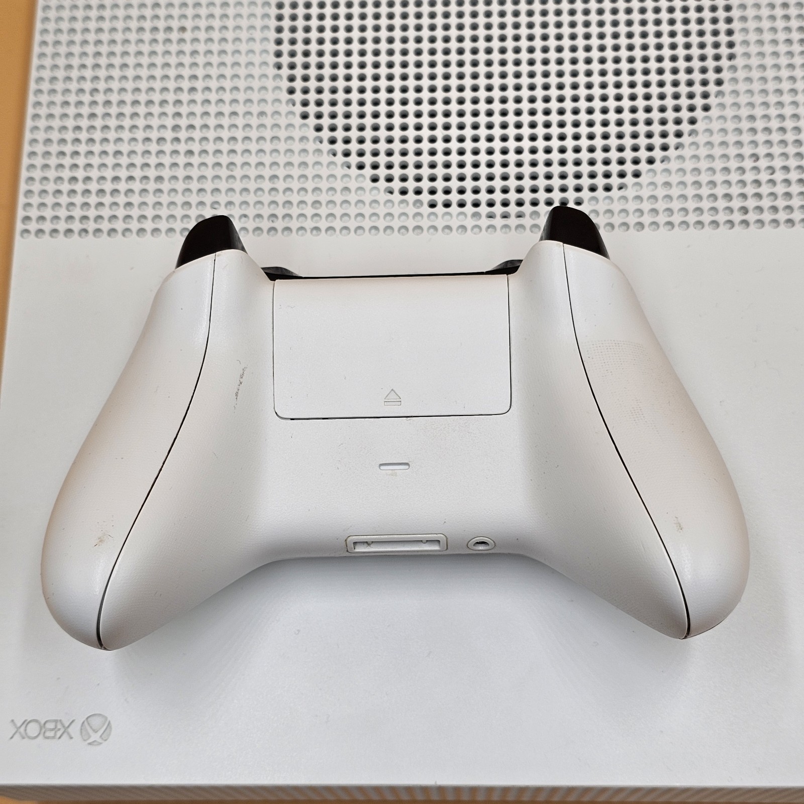 Xbox One S All Digital Edition 1TB w/ Power Cord & 2 Controllers Tested