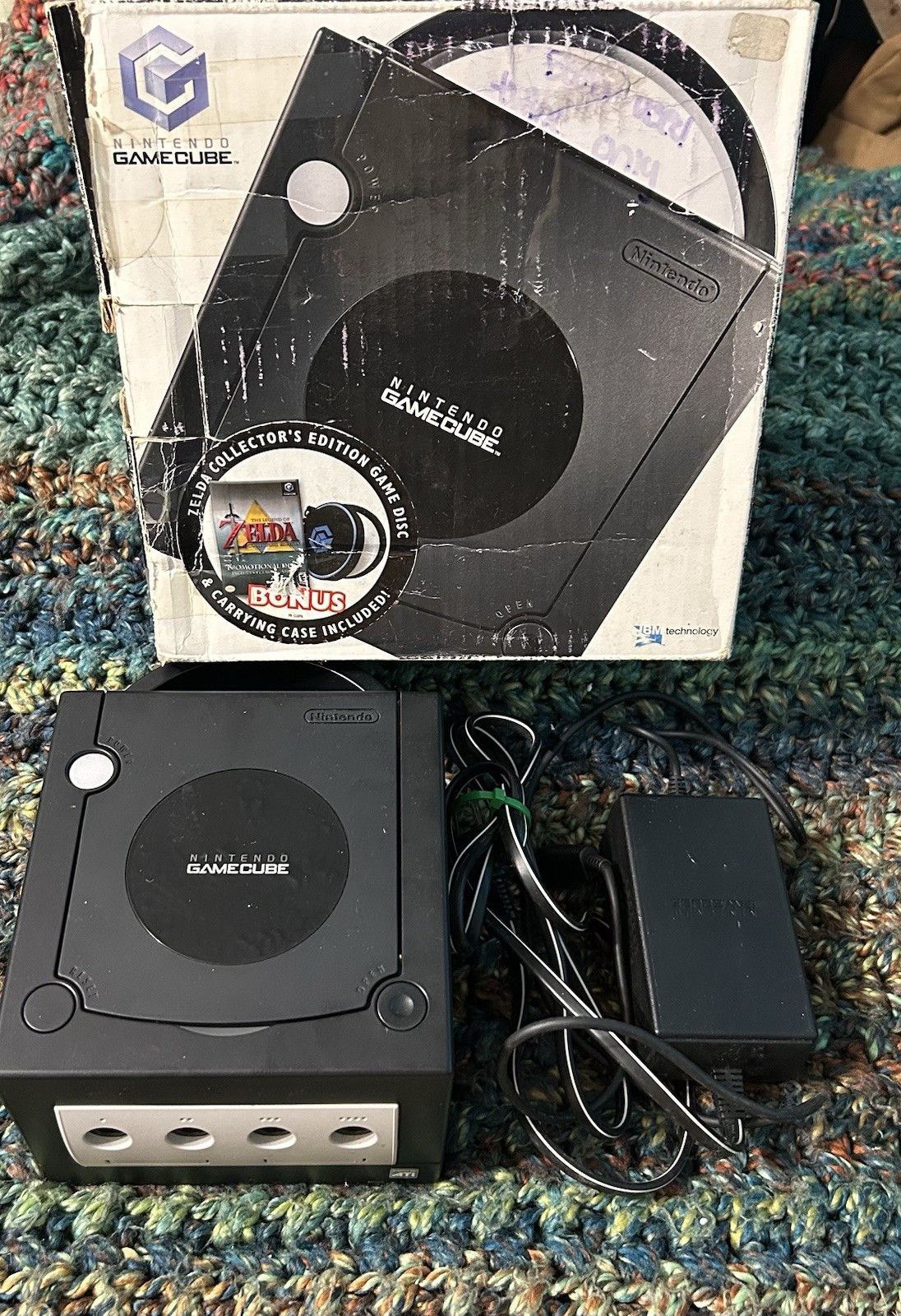 Nintendo GameCube Game Console Black System DOL 001 & Box & Power Cords