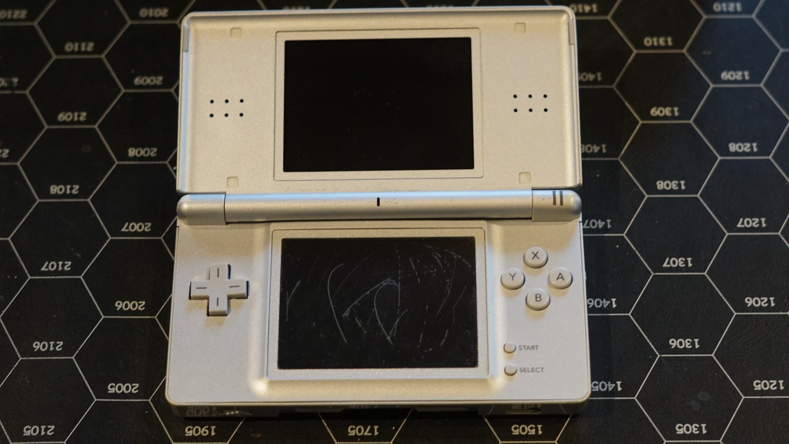 Nintendo DS Lite Handheld Console In Box – Silver | Tested, Working