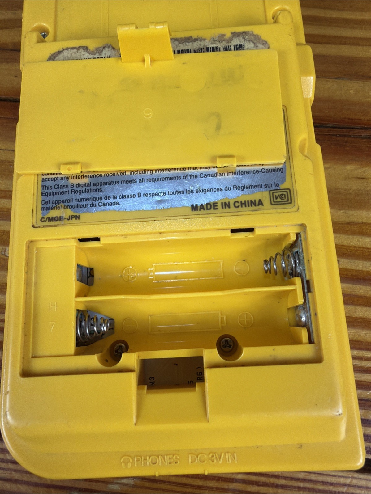 Nintendo Game Boy Pocket Yellow Model MGB-001 Non-Working Parts Only