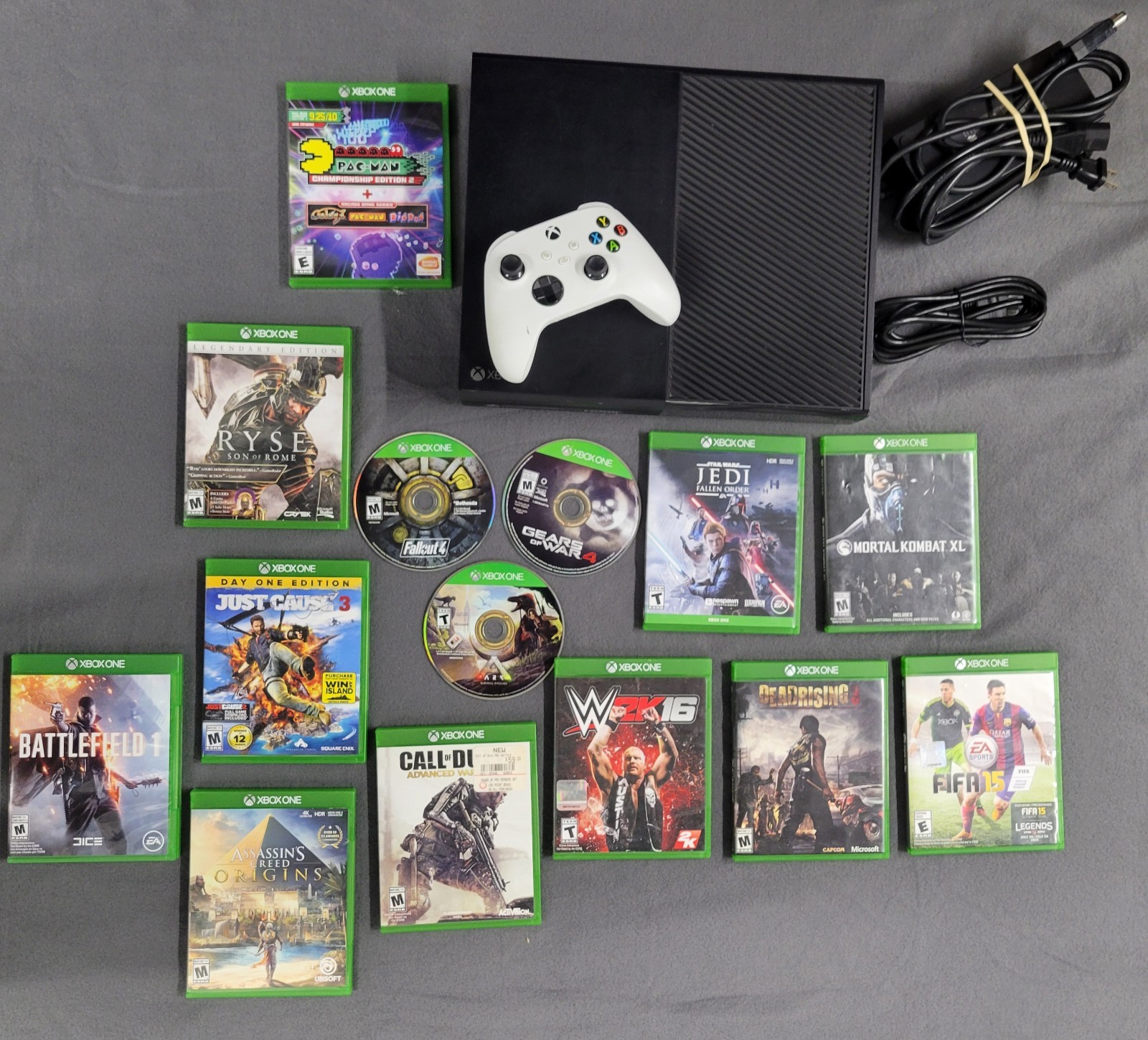 Xbox One Bundle with 15 Games Controller 500GB Model 1540 Tested