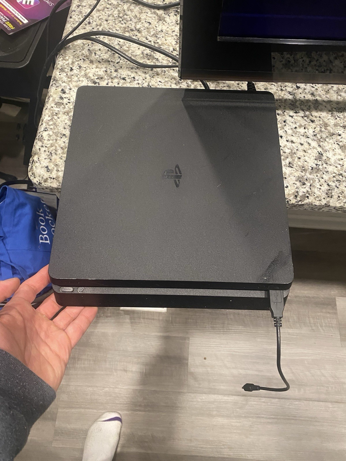 Sony PlayStation 4 Slim 500GB Console CUH-2215A Tested W/ Gold Controller/Games