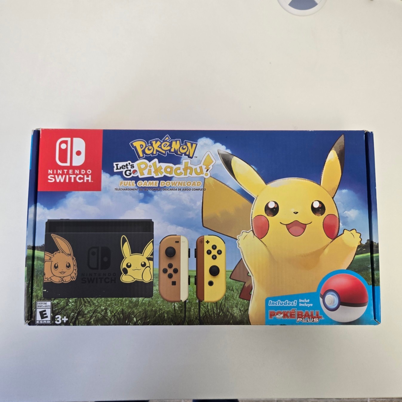 Nintendo Switch Console Let’s Go Pikachu! + Poke Ball Plus Edition