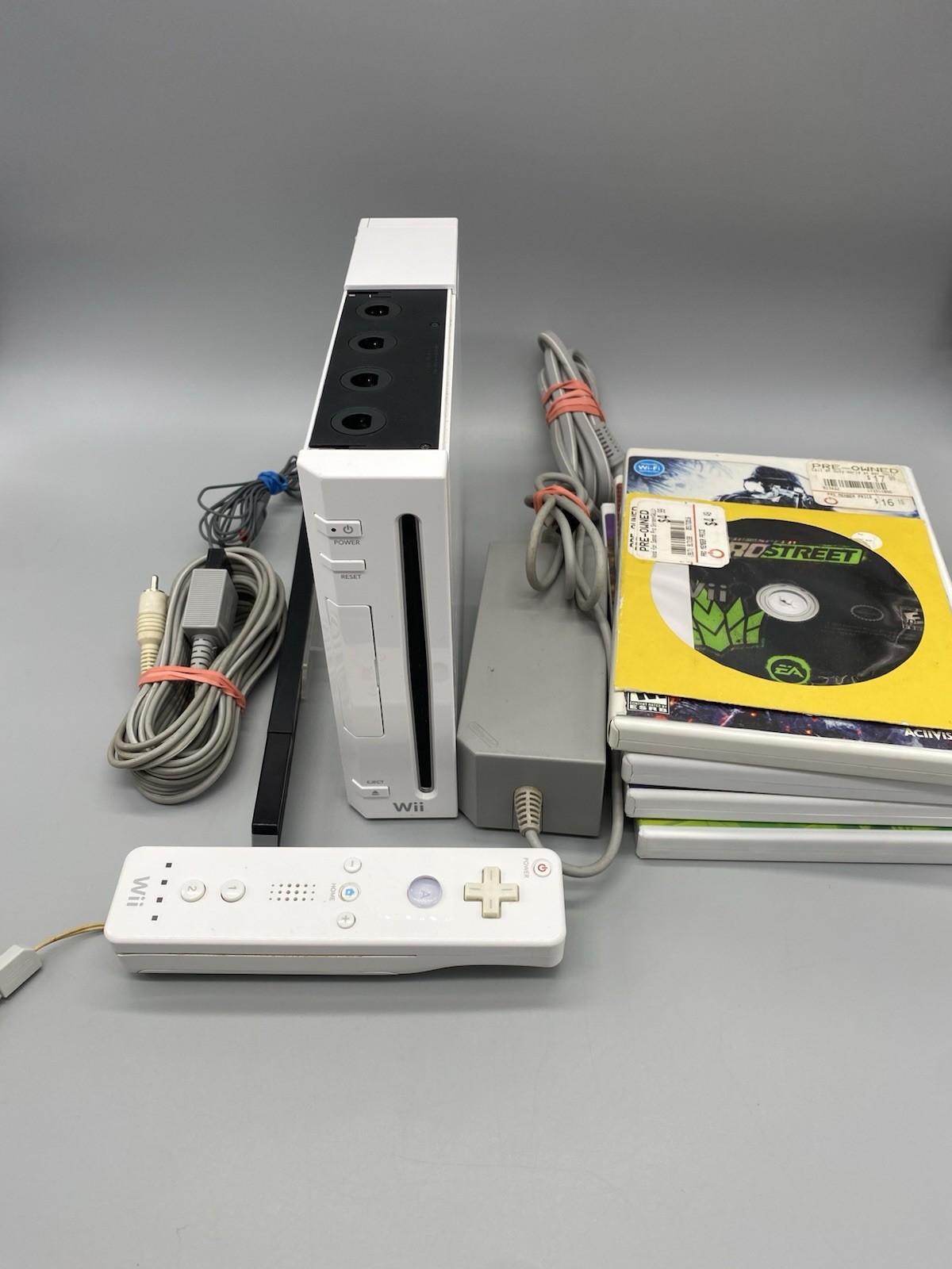 Nintendo Wii RVL-001 Console – White W/ Wii Remote, Sensor Bar, 5 Games TESTED