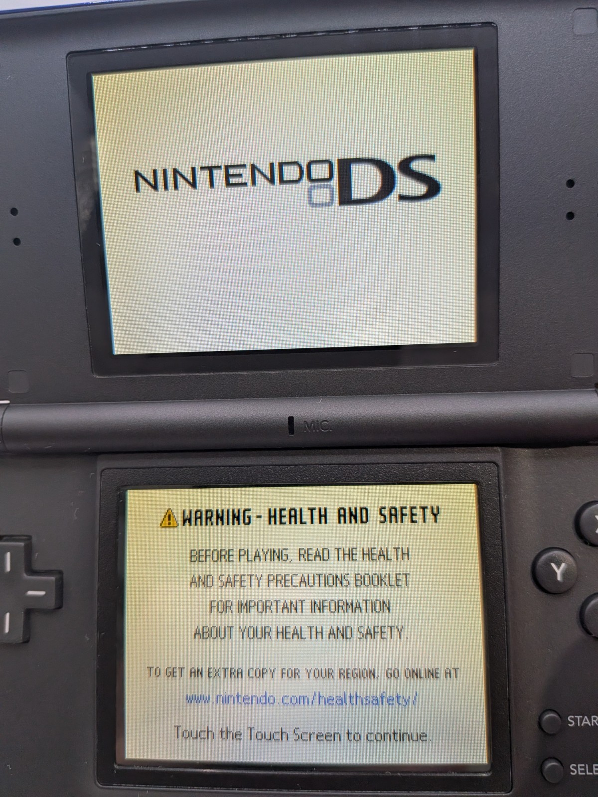 Nintendo DS Lite – Cobalt (Blue) & Black – Tested & Works – Yellow Screens