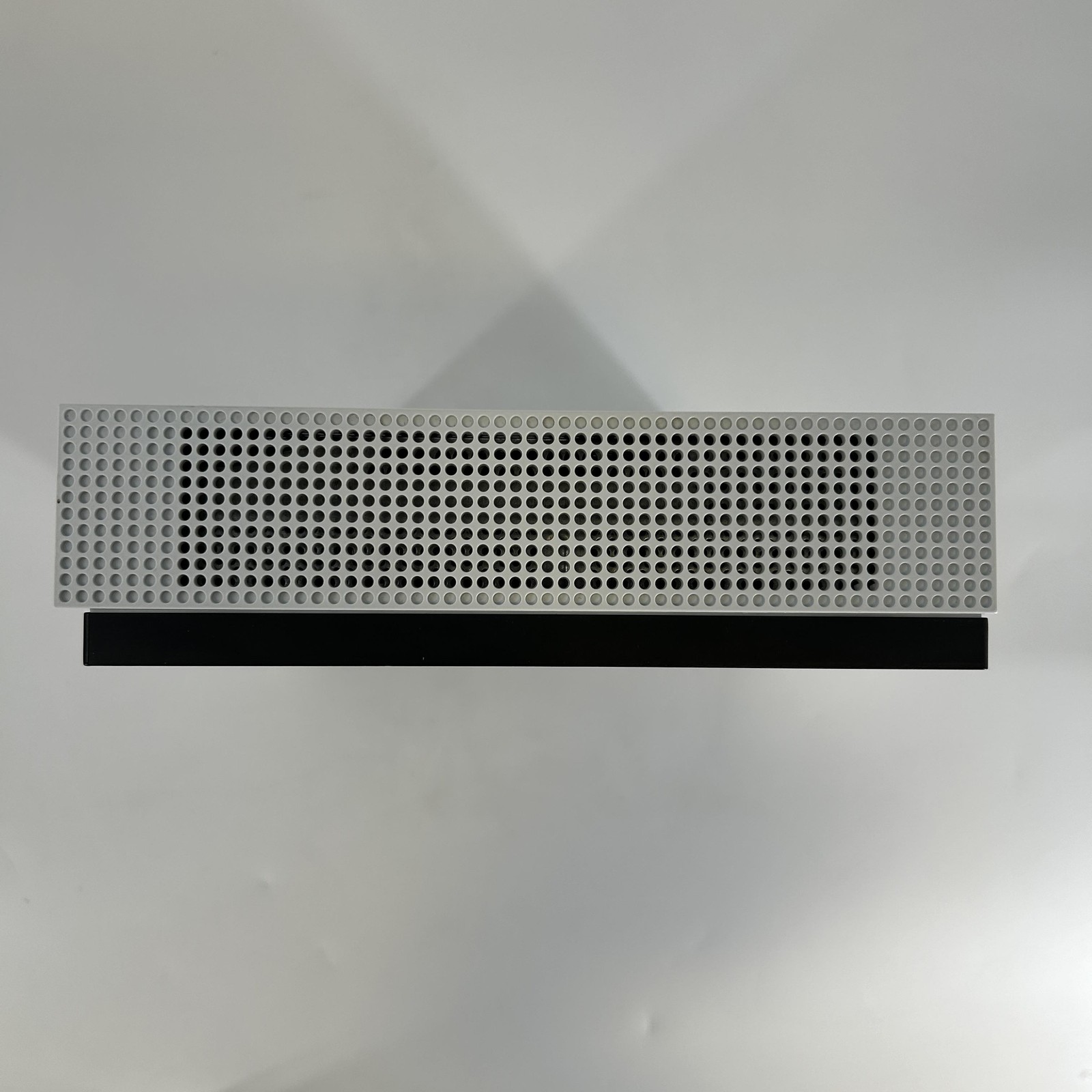 Microsoft Xbox One S Console White 1TB w/ Controller/HDMI/Power Cord- Excellent