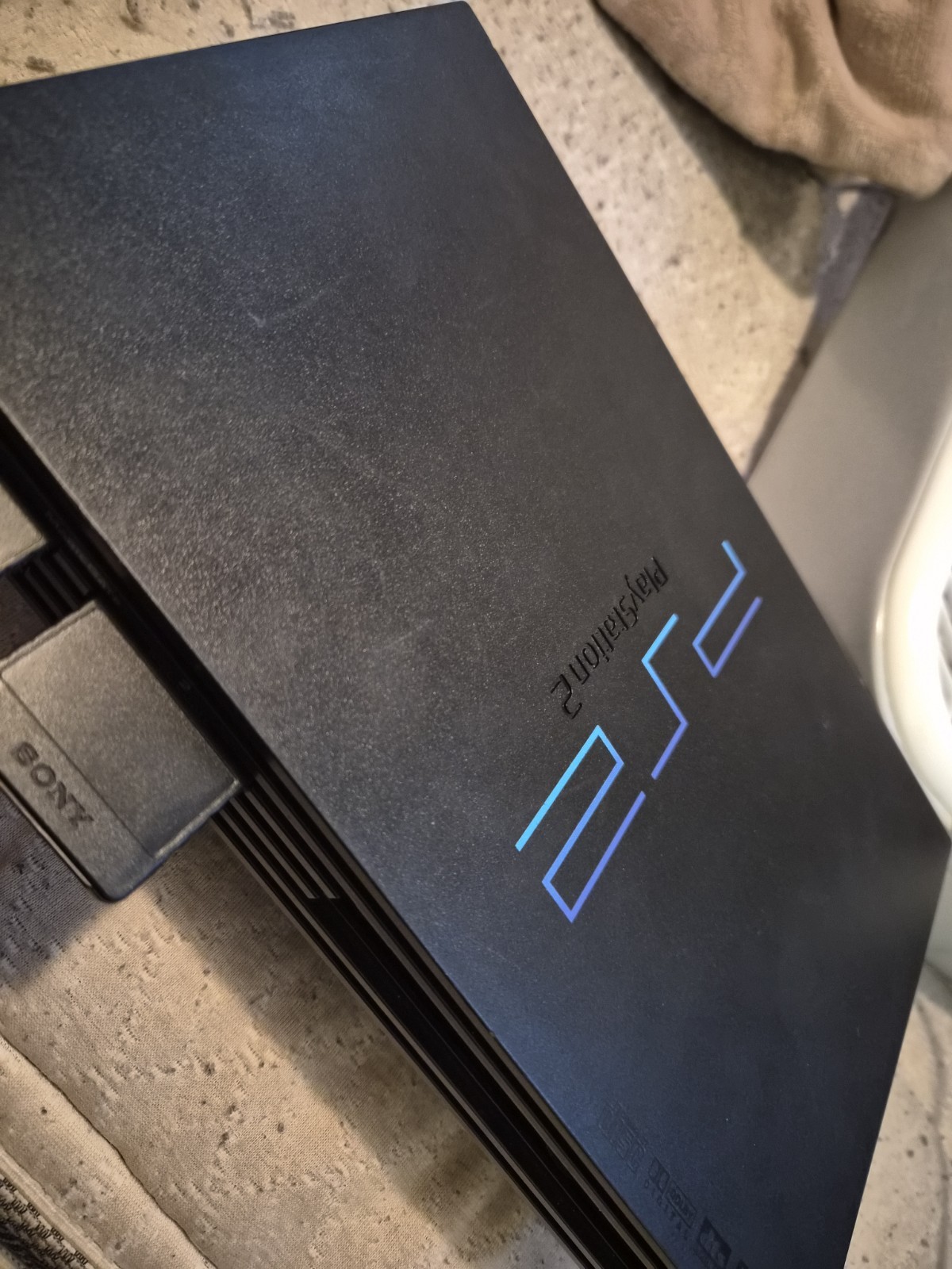 Sony PlayStation 2 Black Console with Memory Card & Silver Controller SCPH-39001