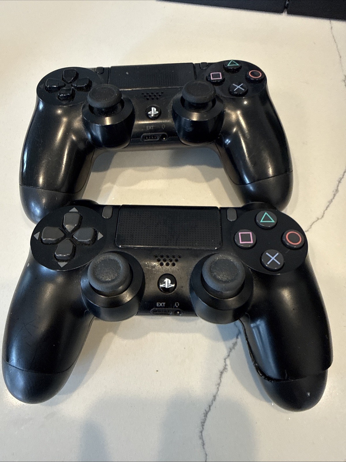 Sony PlayStation 4 CUH-1001A 500G Black NTSC-U/C HDMI Cable & controllers PARTS