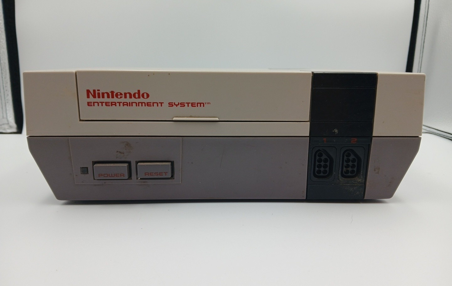 Nintendo NES-001 System PARTS ONLY Console Cords Super Mario 2 NOT WORKING