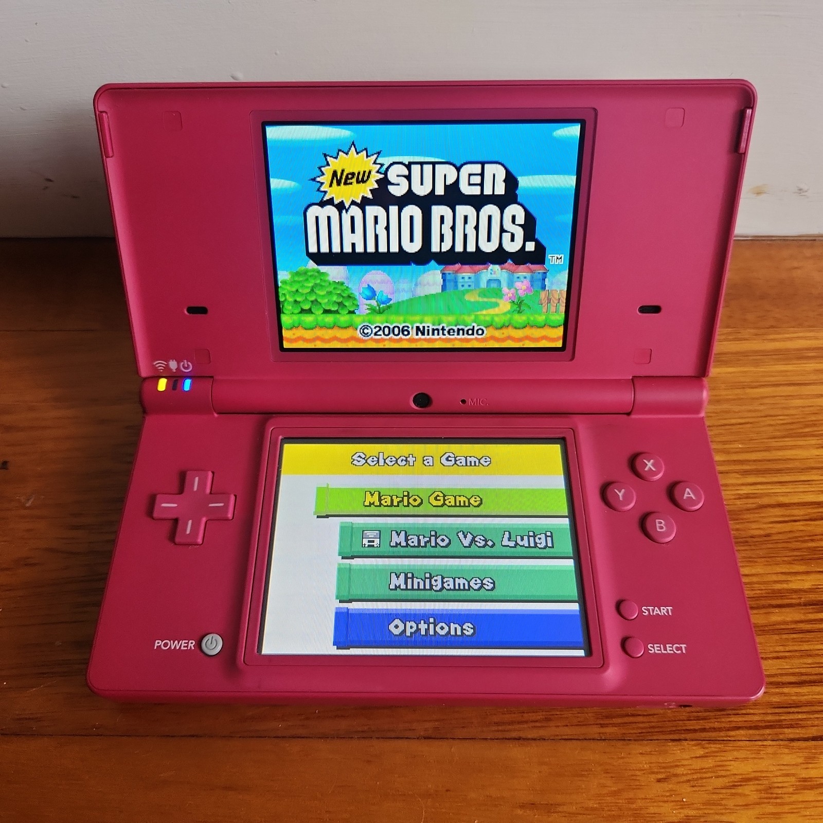 Nintendo DSi Pink inc. charging cable and SD card – Australian release