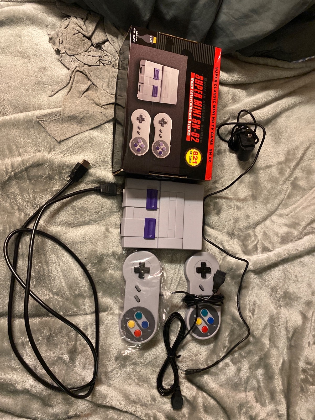 Super Mini SNES SN-02 retro NES hdmi TV game console w/ 821 classic 8-bit games