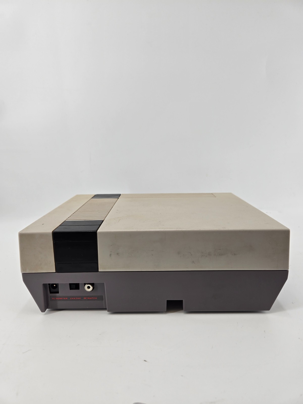 Nintendo NES NES-001 Console FOR PARTS OR REPAIR FLASHES RED #1